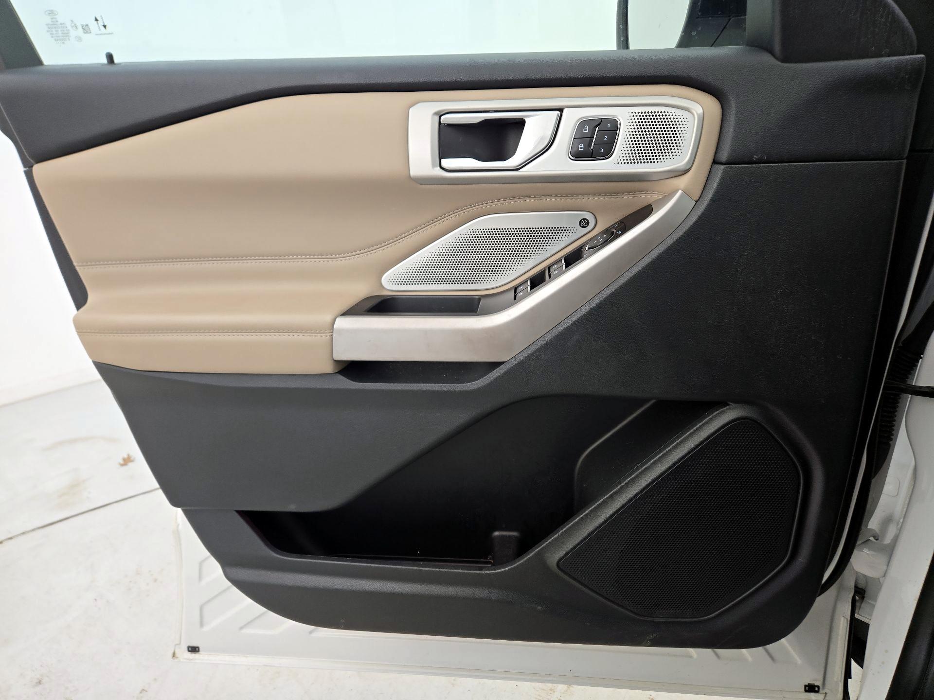 Thumbnail: 2022 Ford Explorer - 12