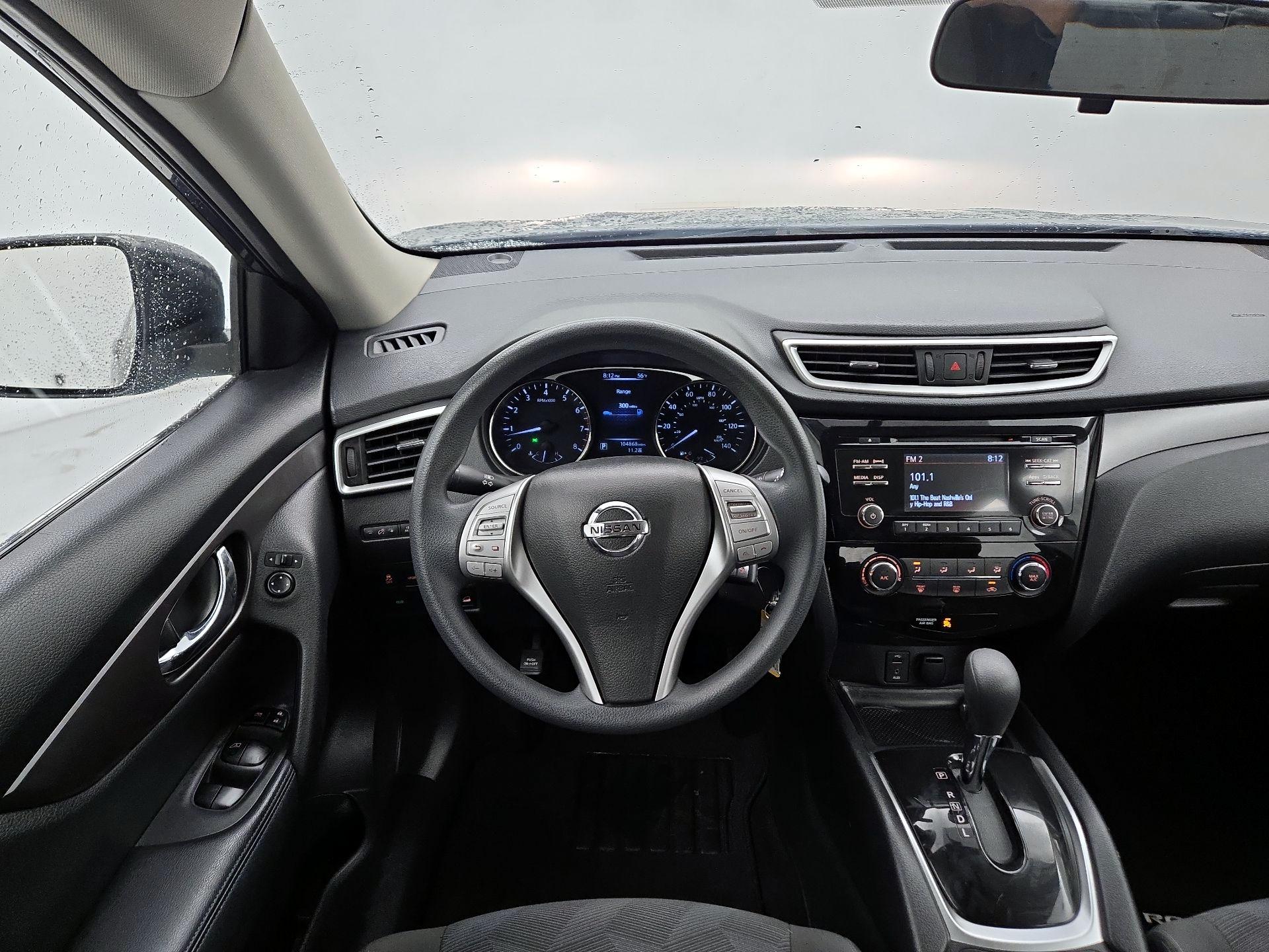 Thumbnail: 2016 Nissan Rogue - 10