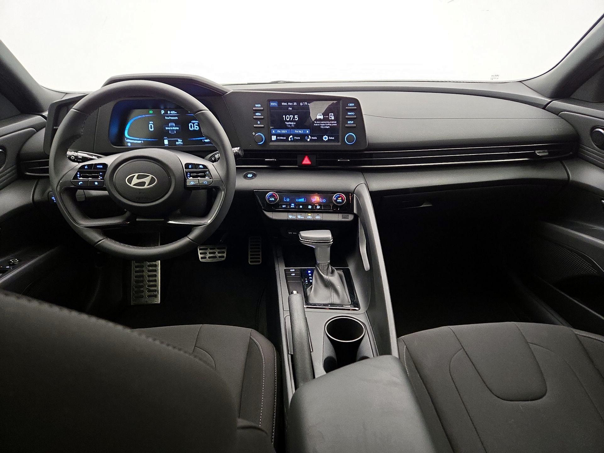 Thumbnail: 2025 Hyundai Elantra - 9