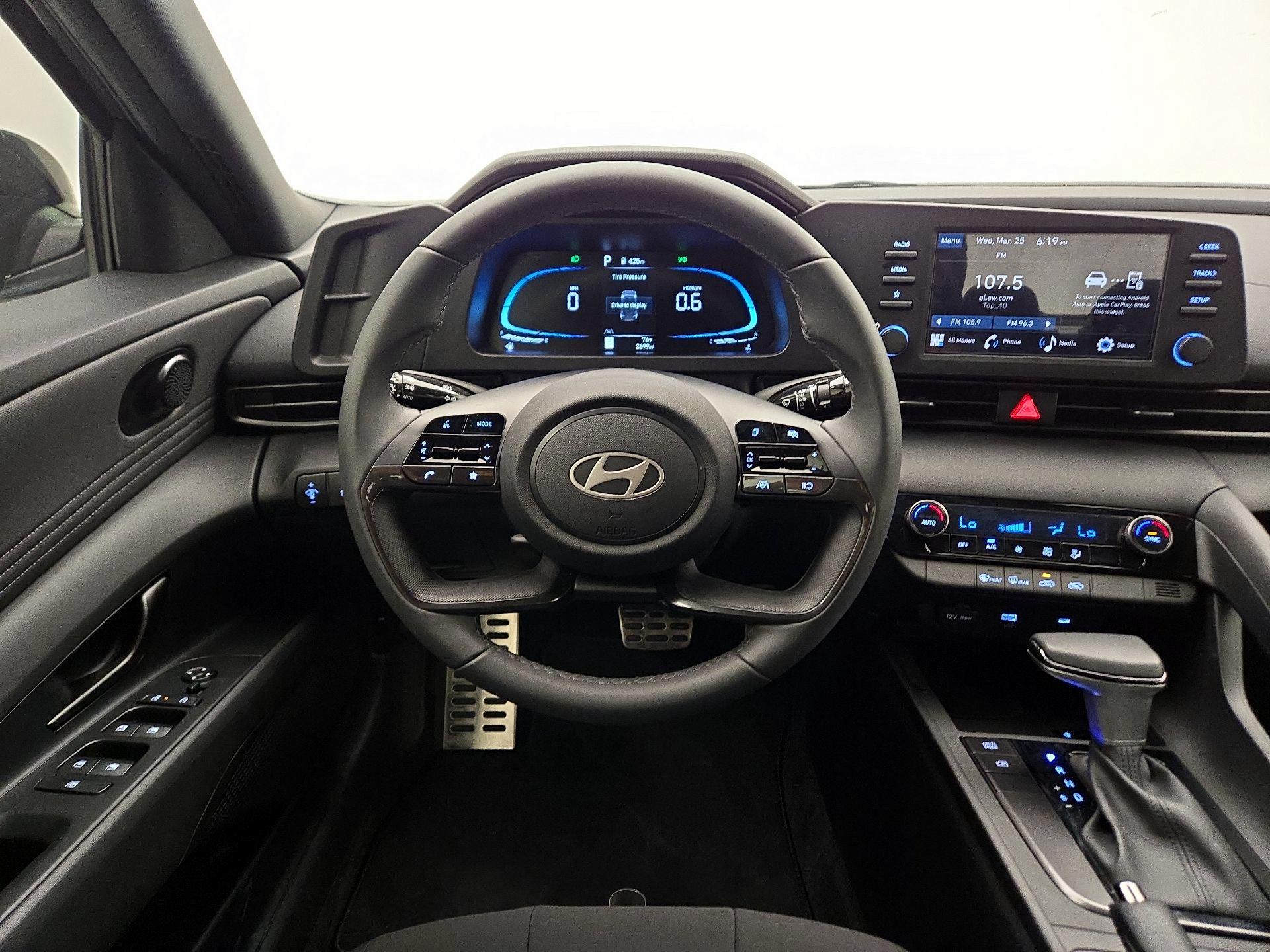 Thumbnail: 2025 Hyundai Elantra - 10