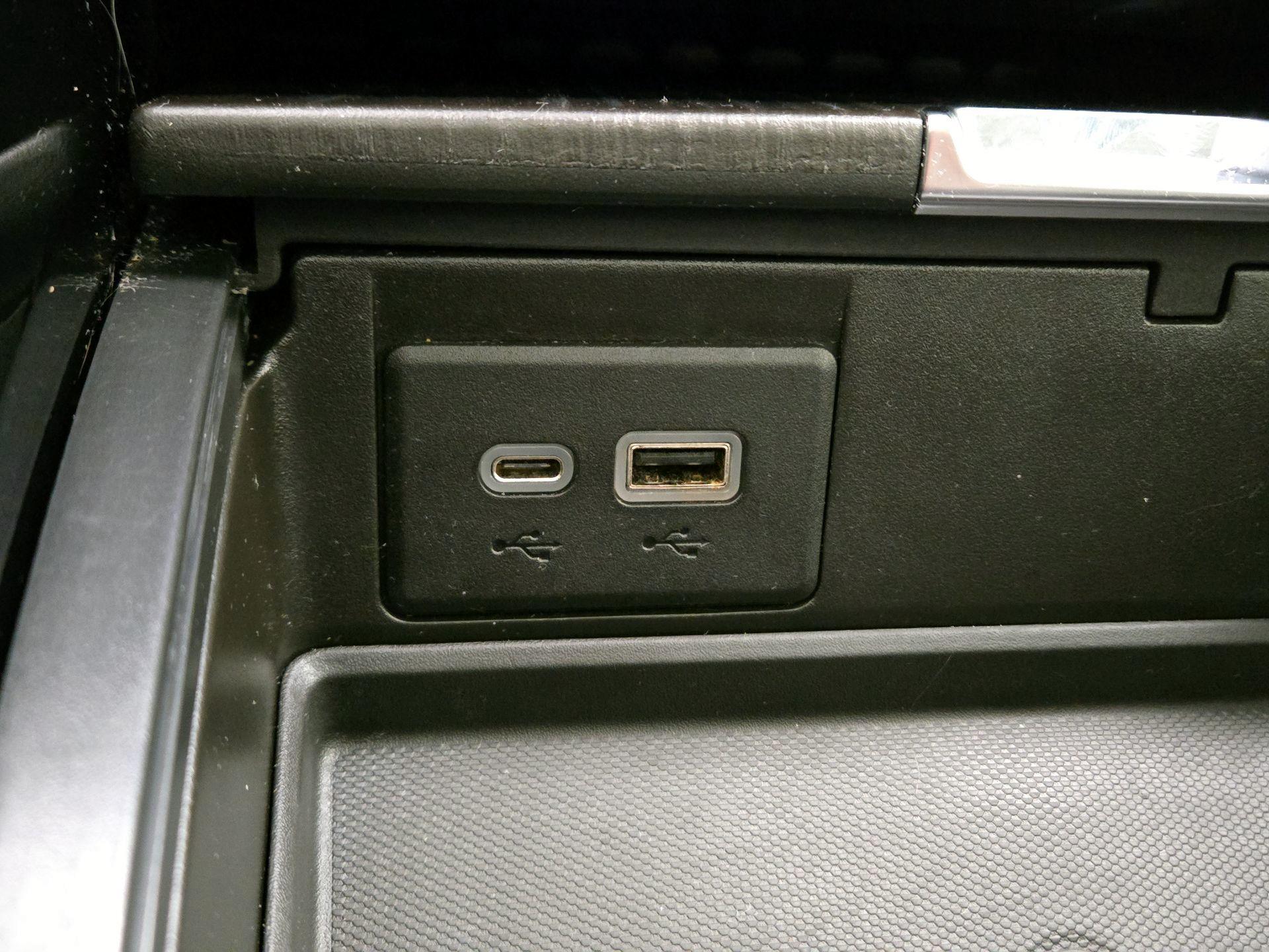 Thumbnail: 2022 GMC Yukon - 18