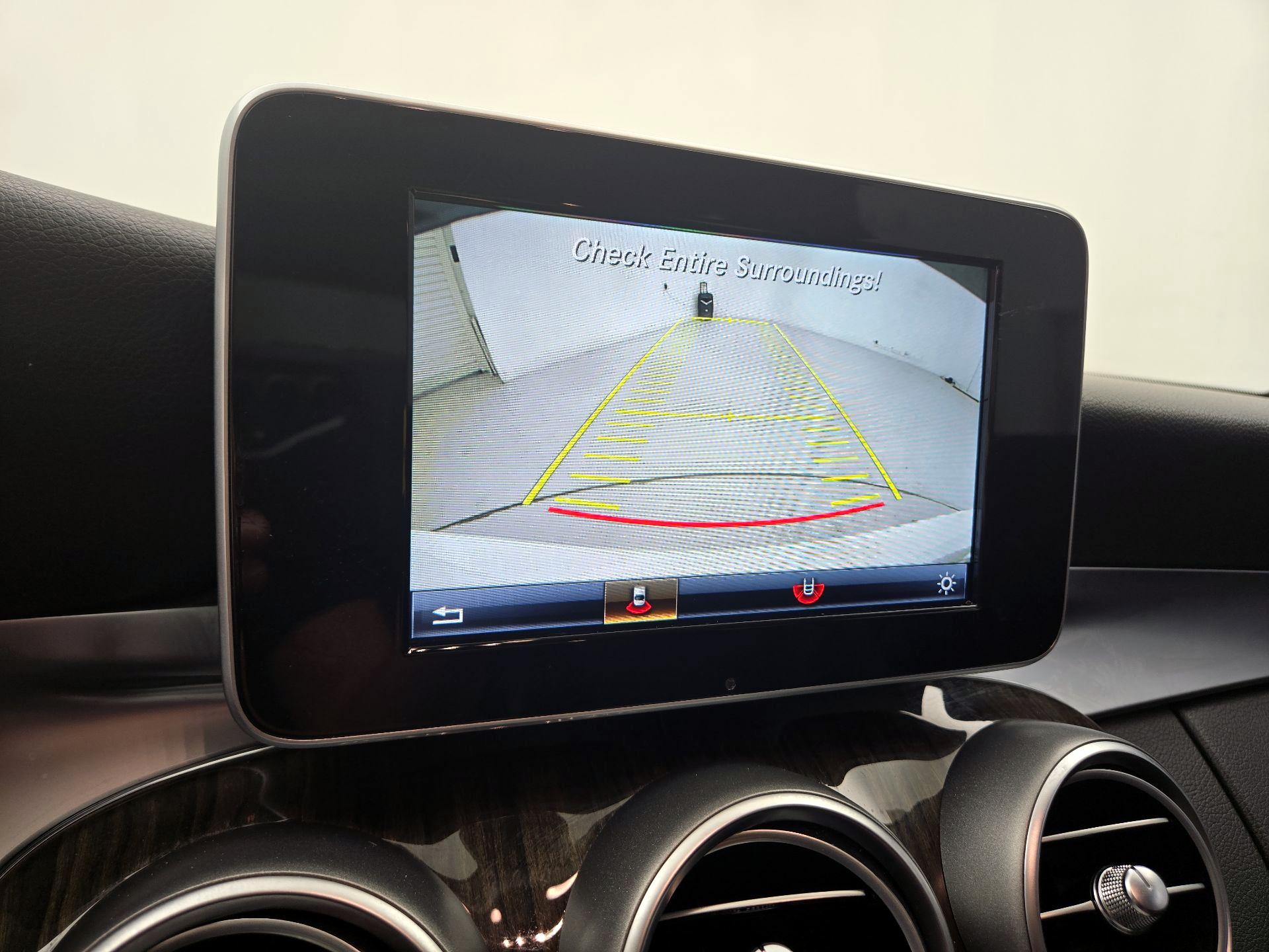 Thumbnail: 2015 Mercedes-Benz C-Class - 15