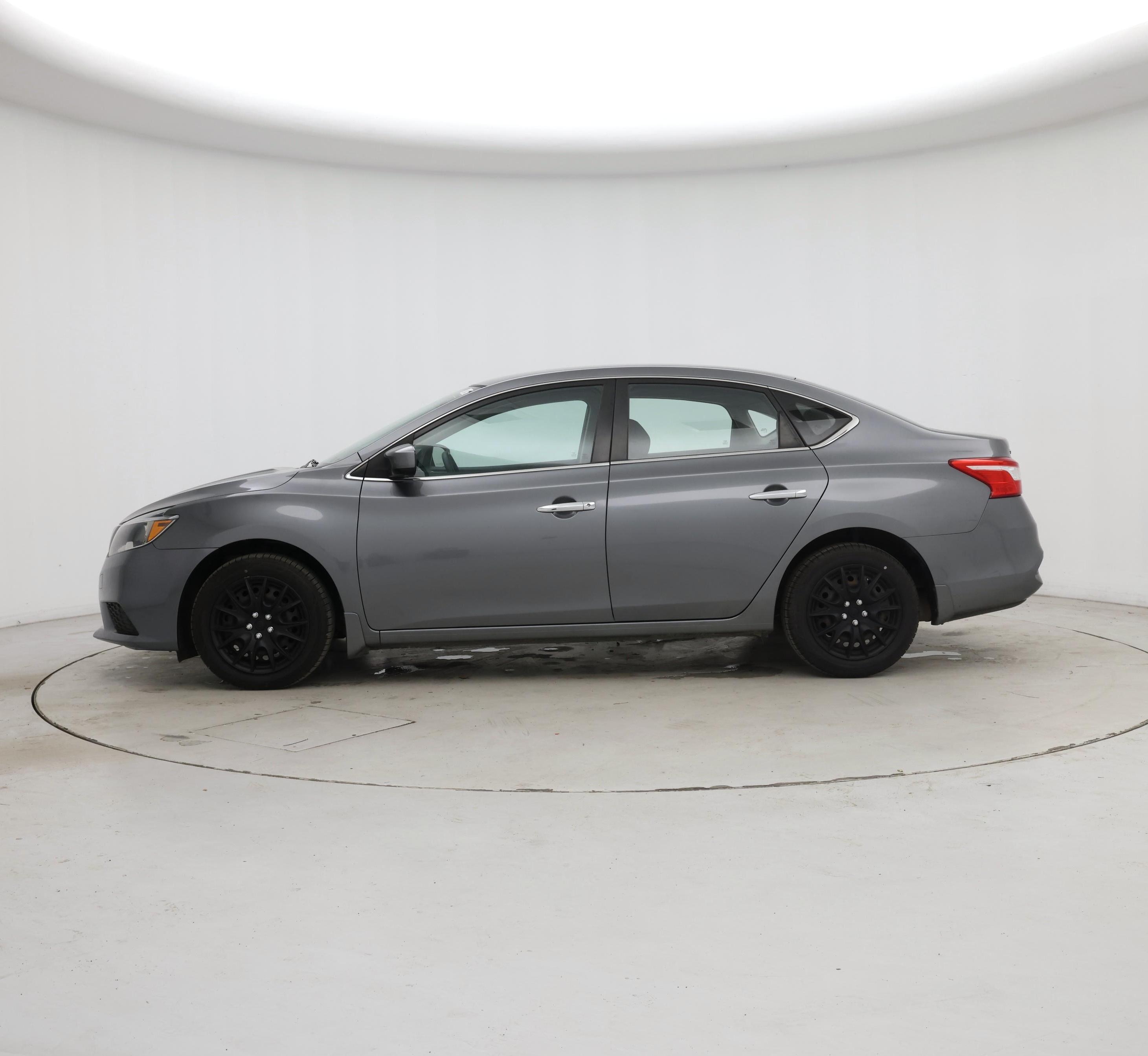 Thumbnail: 2017 Nissan Sentra - 3