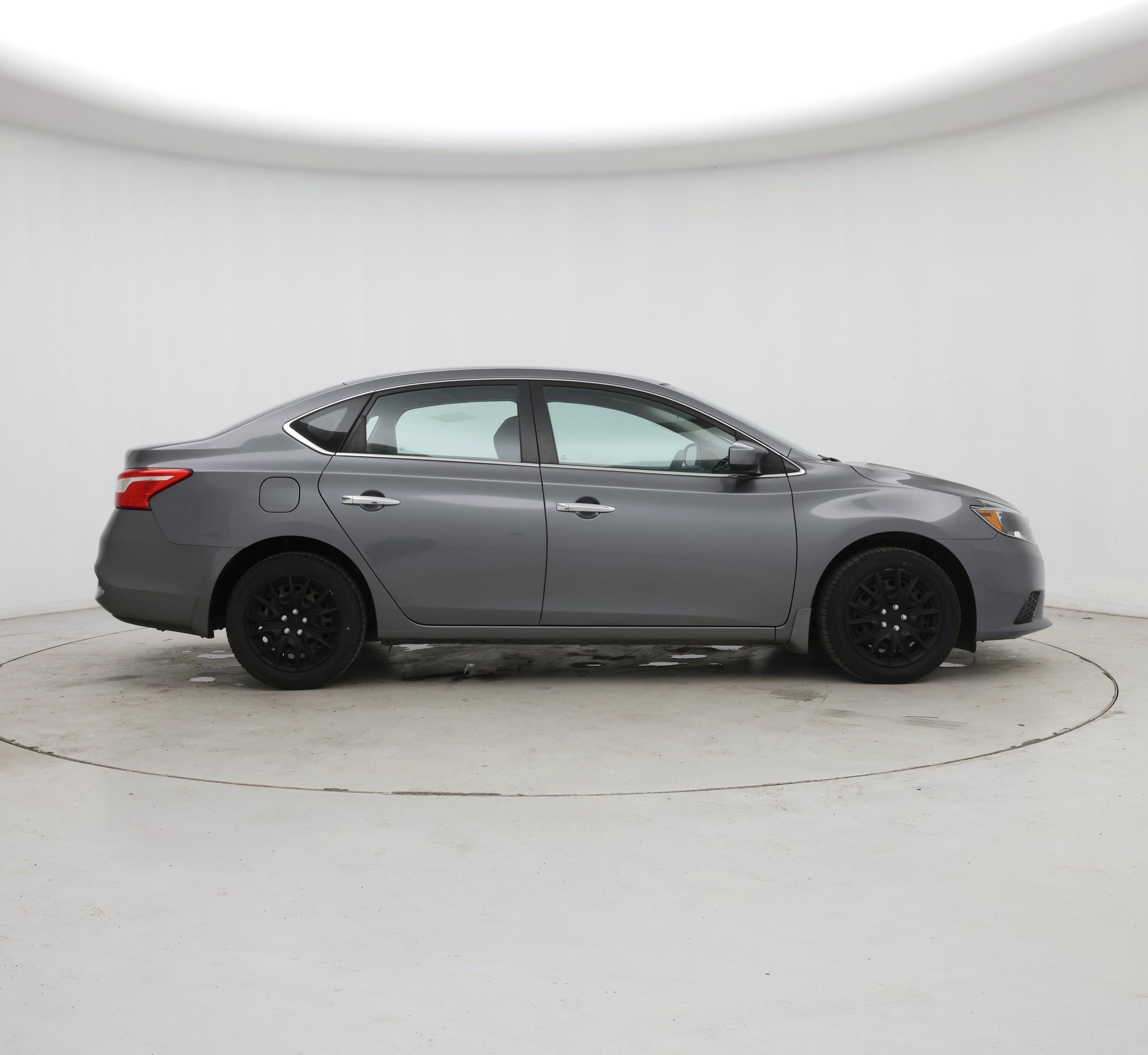 Thumbnail: 2017 Nissan Sentra - 7