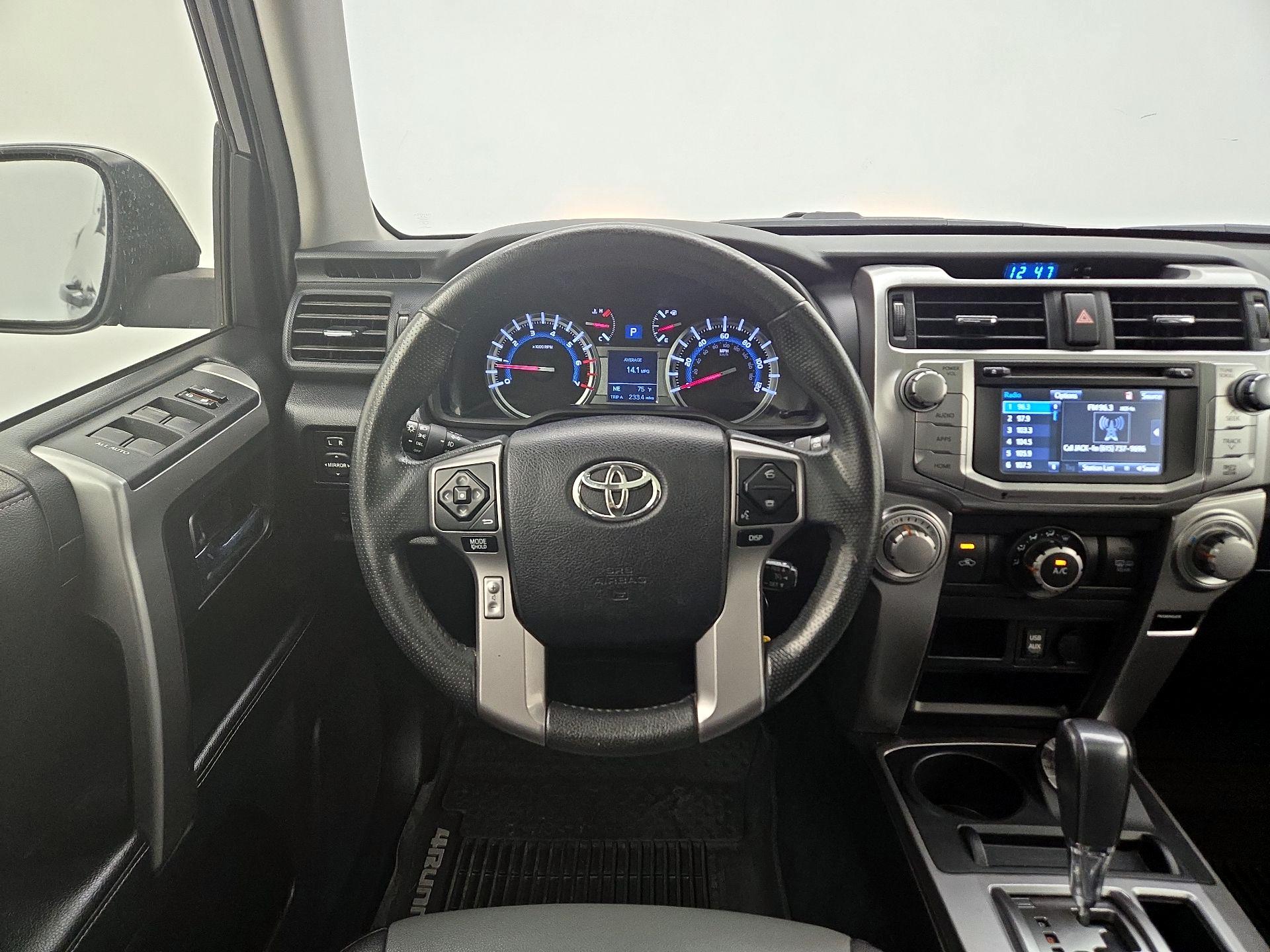 Thumbnail: 2018 Toyota 4Runner - 10