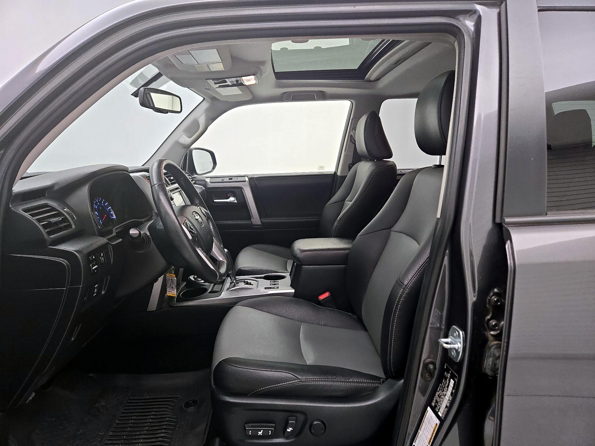 Thumbnail: 2018 Toyota 4Runner - 11