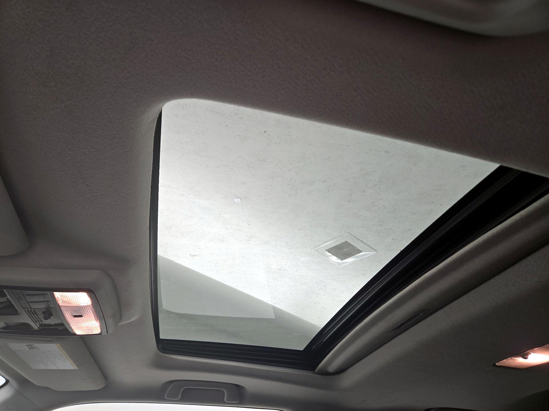 Thumbnail: 2018 Toyota 4Runner - 19