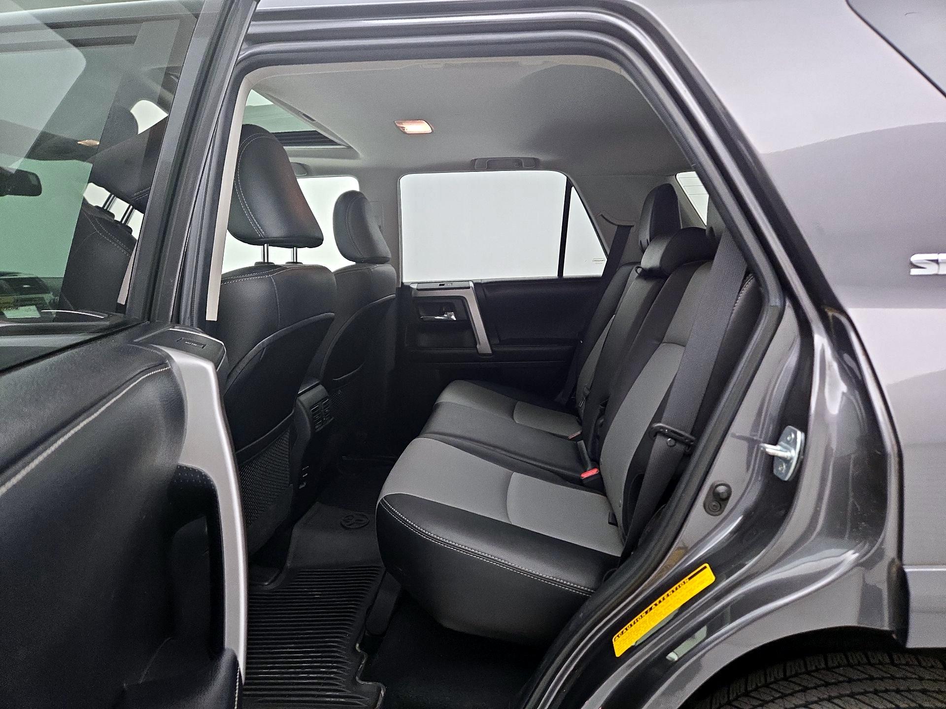 Thumbnail: 2018 Toyota 4Runner - 20