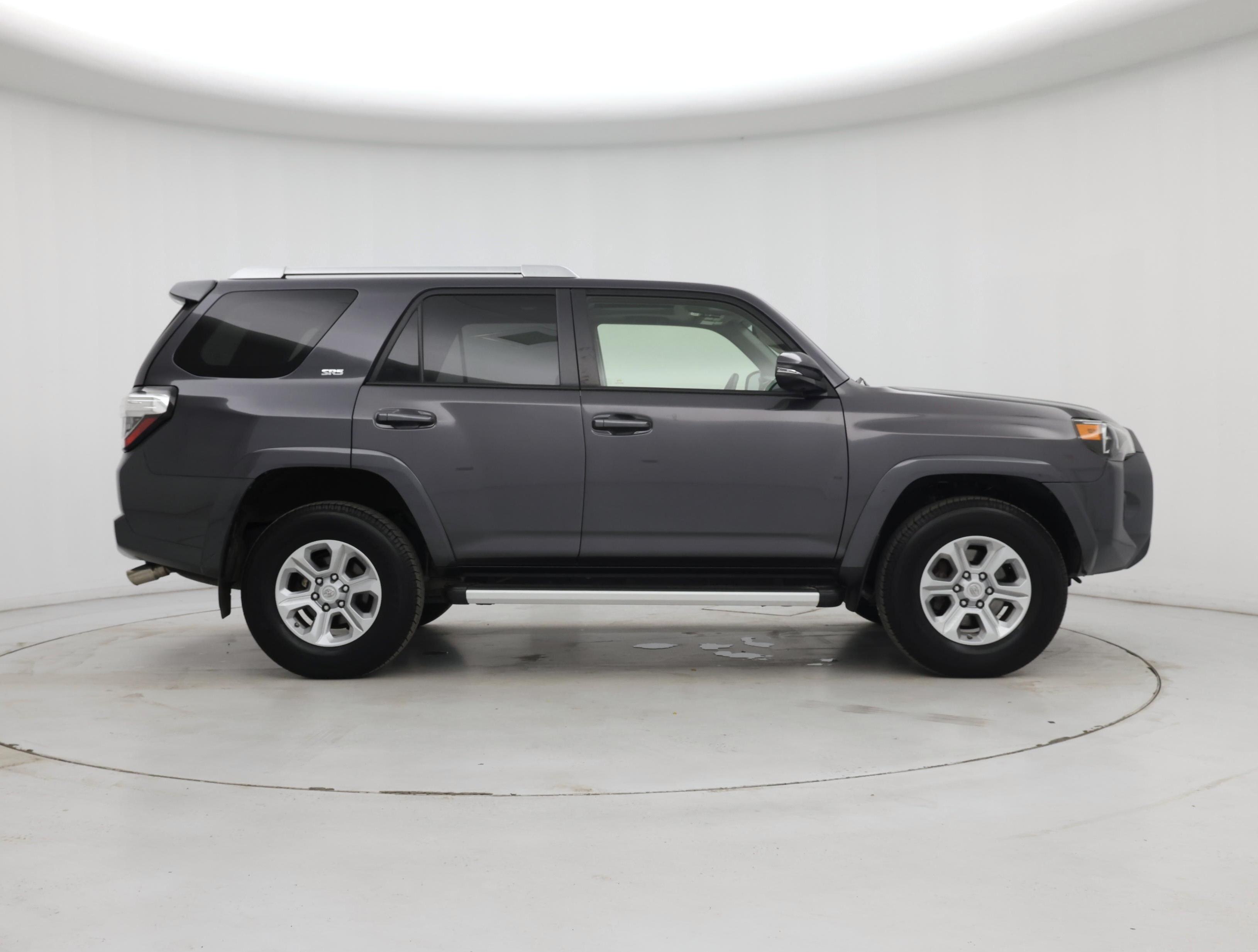 Thumbnail: 2018 Toyota 4Runner - 7