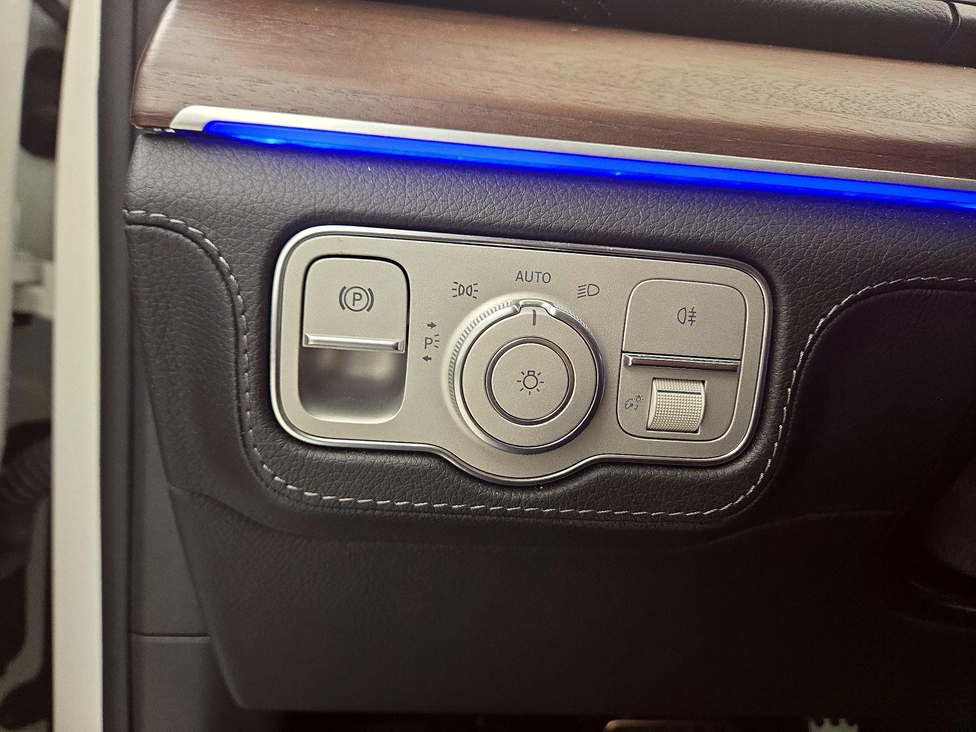 Thumbnail: 2023 Mercedes-Benz GLE - 13