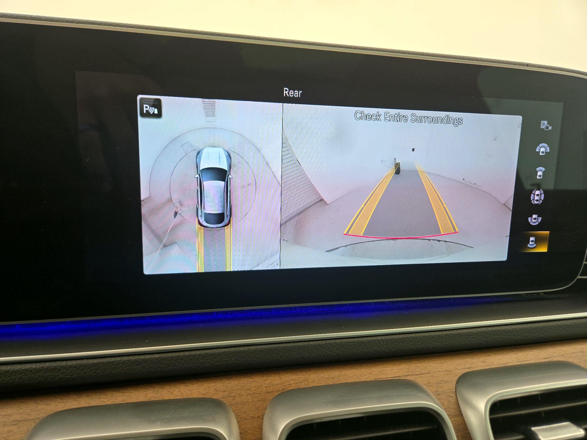 Thumbnail: 2023 Mercedes-Benz GLE - 15