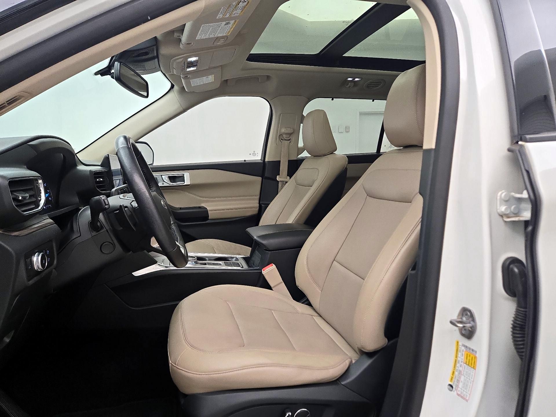 Thumbnail: 2020 Ford Explorer - 11