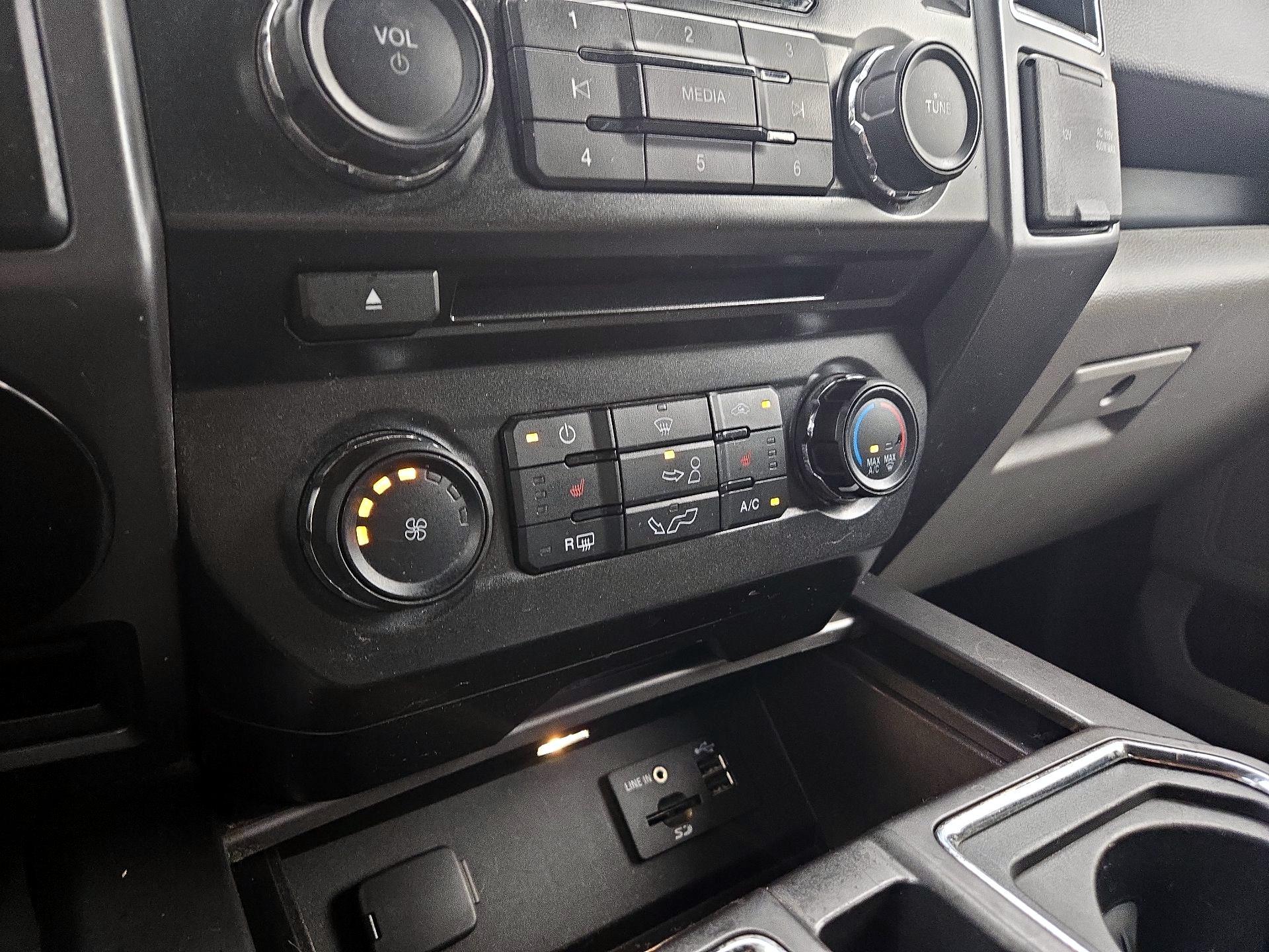 Thumbnail: 2015 Ford F-150 - 16