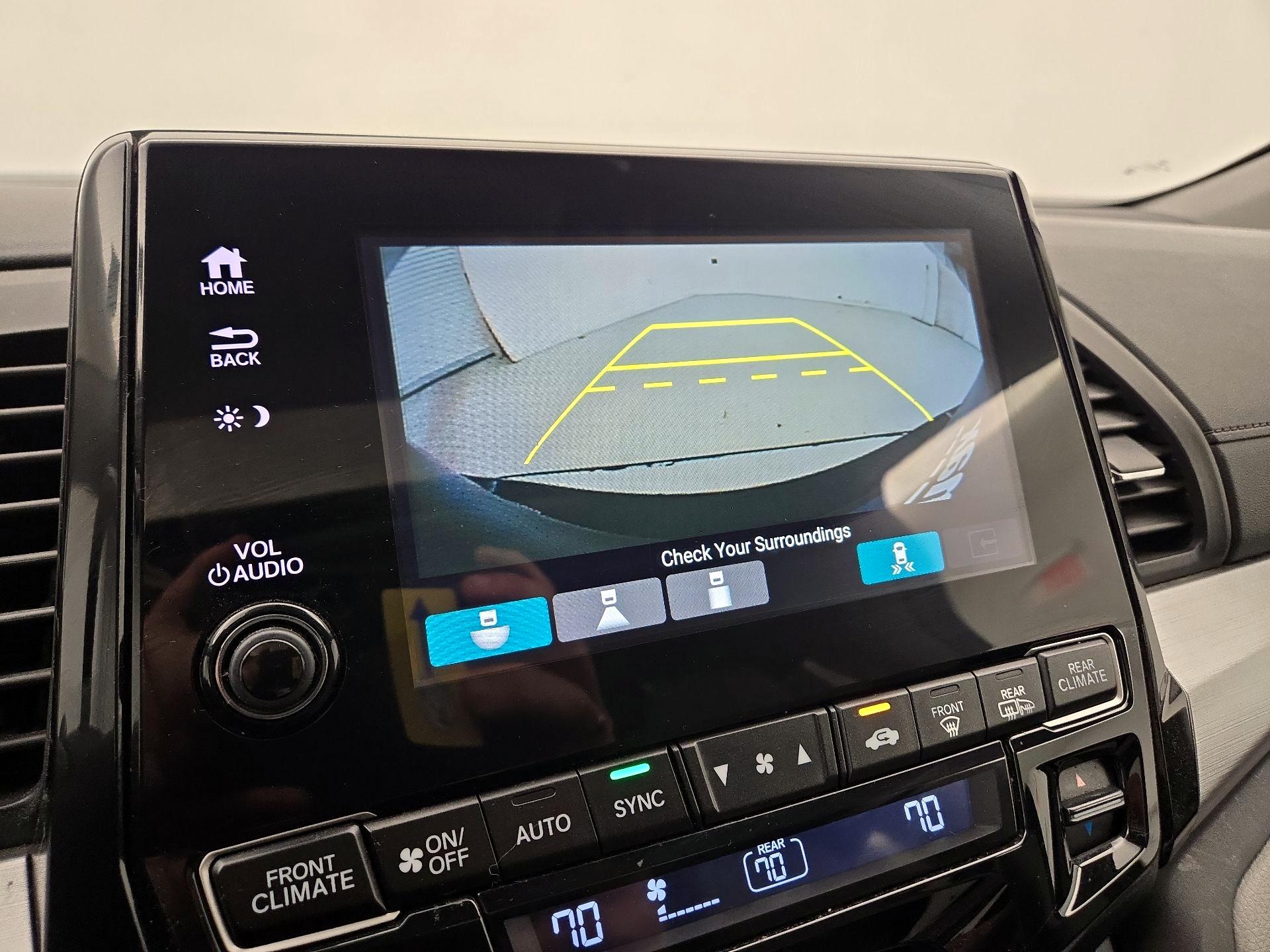 Thumbnail: 2018 Honda Odyssey - 15