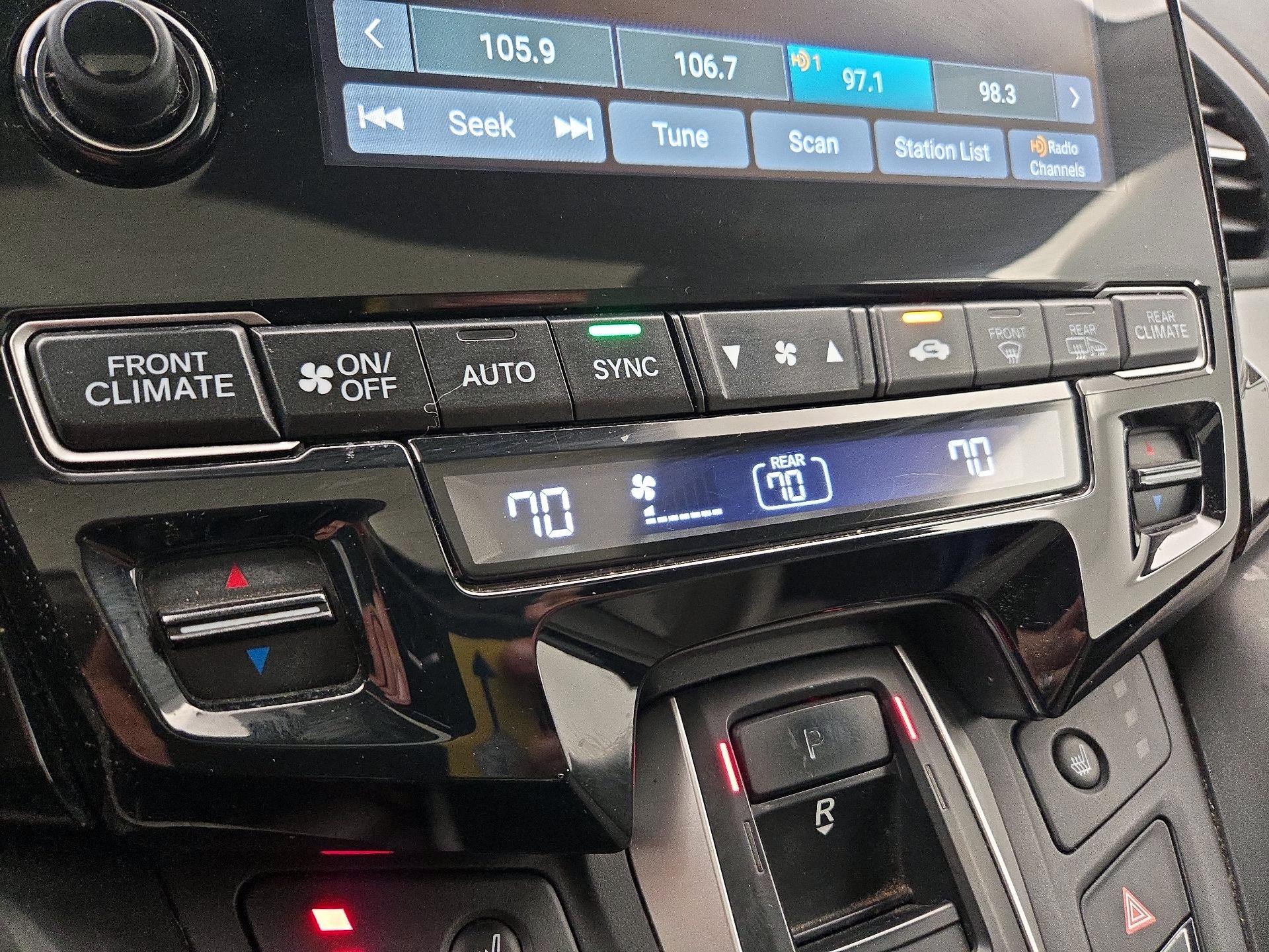 Thumbnail: 2018 Honda Odyssey - 17