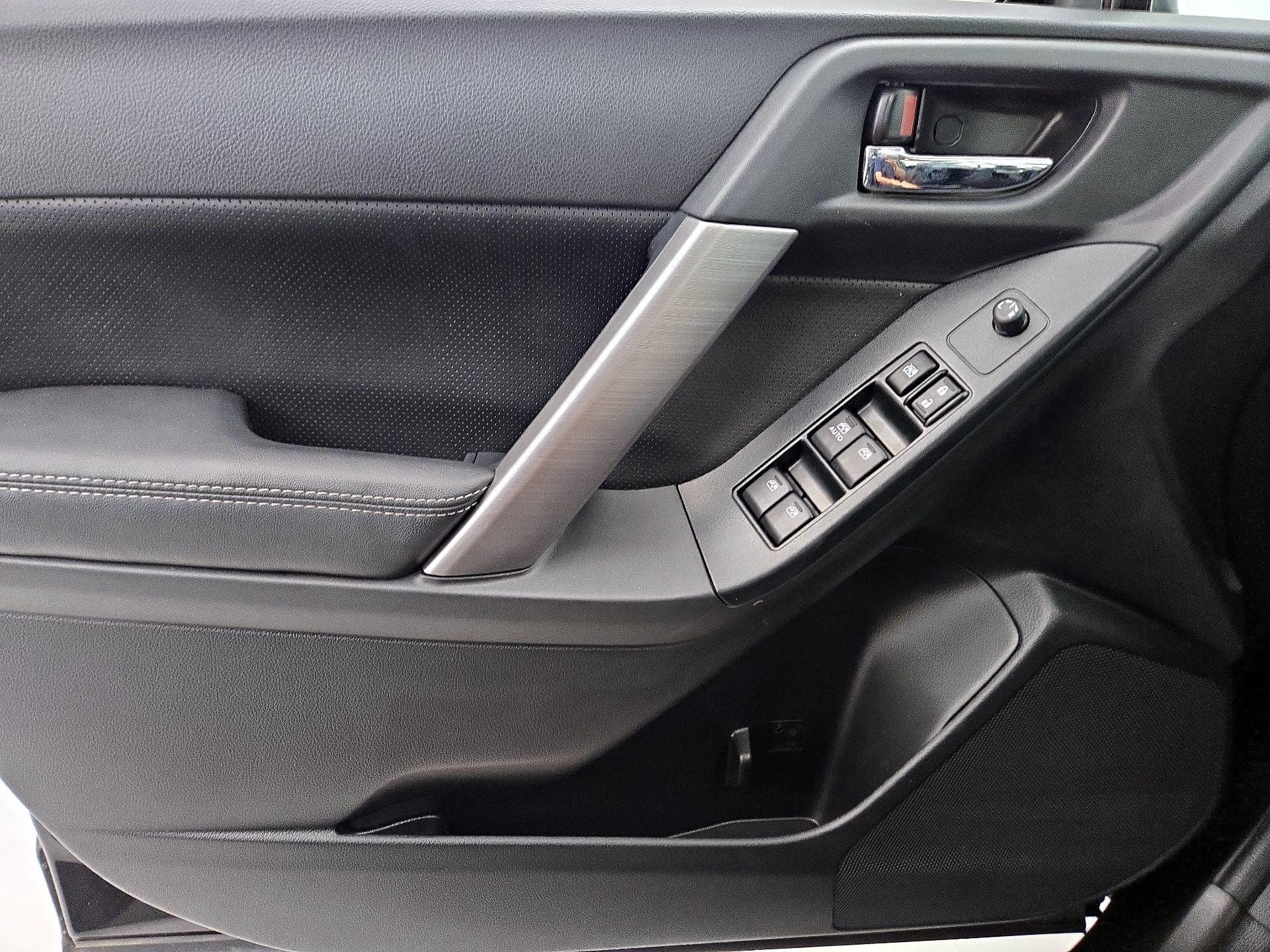 Thumbnail: 2016 Subaru Forester - 12