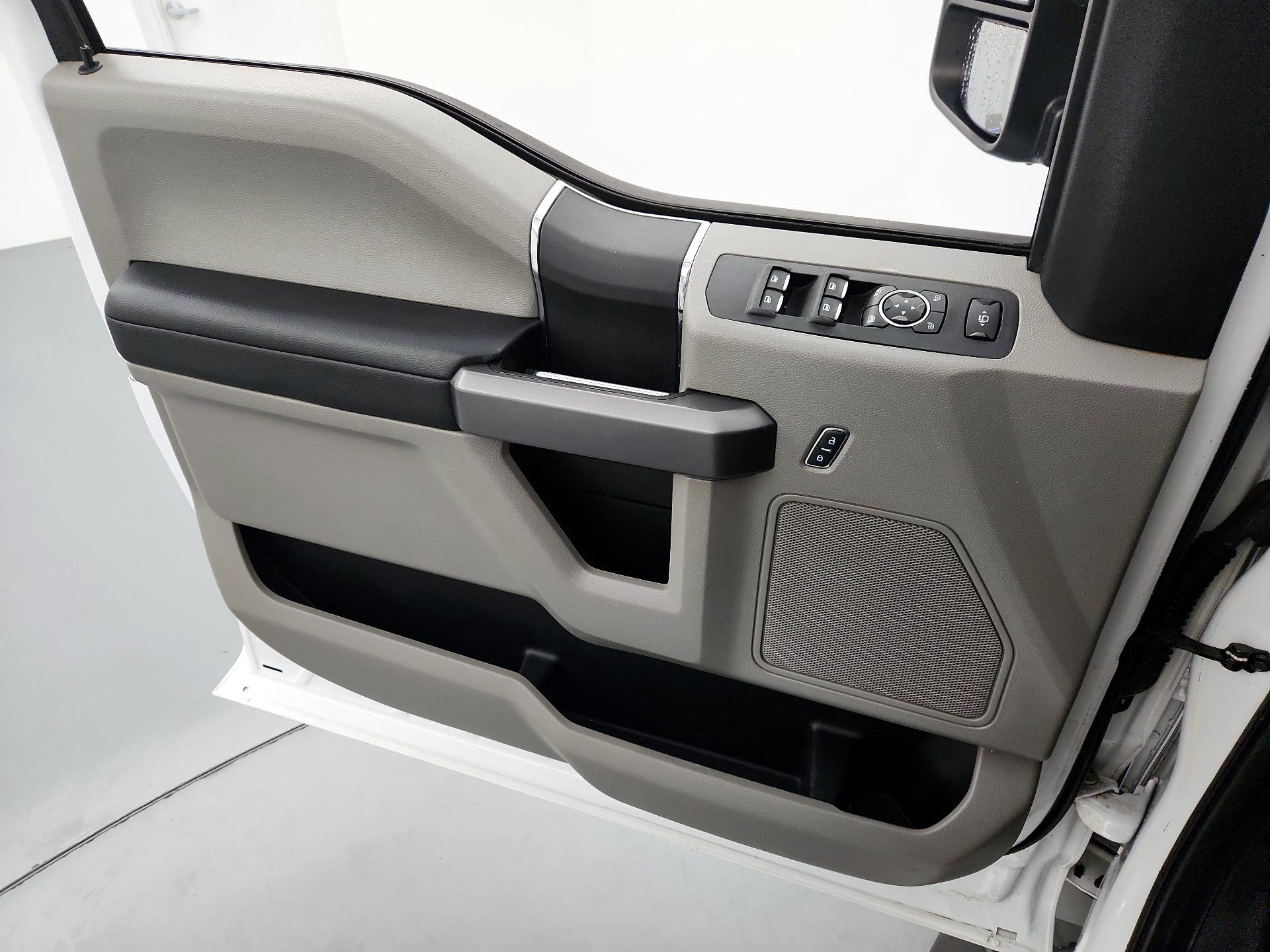 Thumbnail: 2019 Ford F-250 - 12