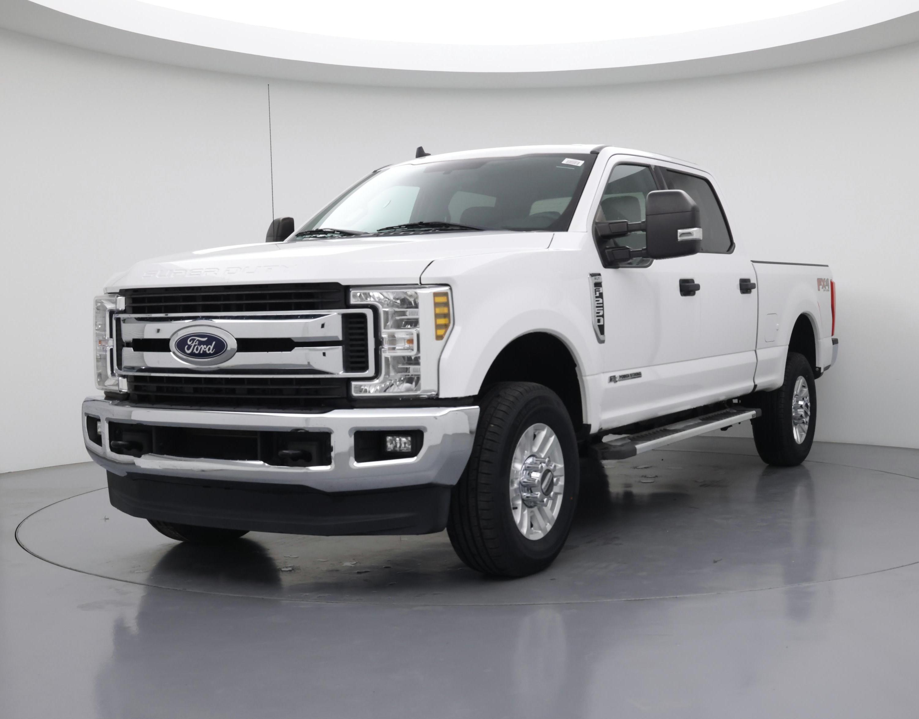 Thumbnail: 2019 Ford F-250 - 4