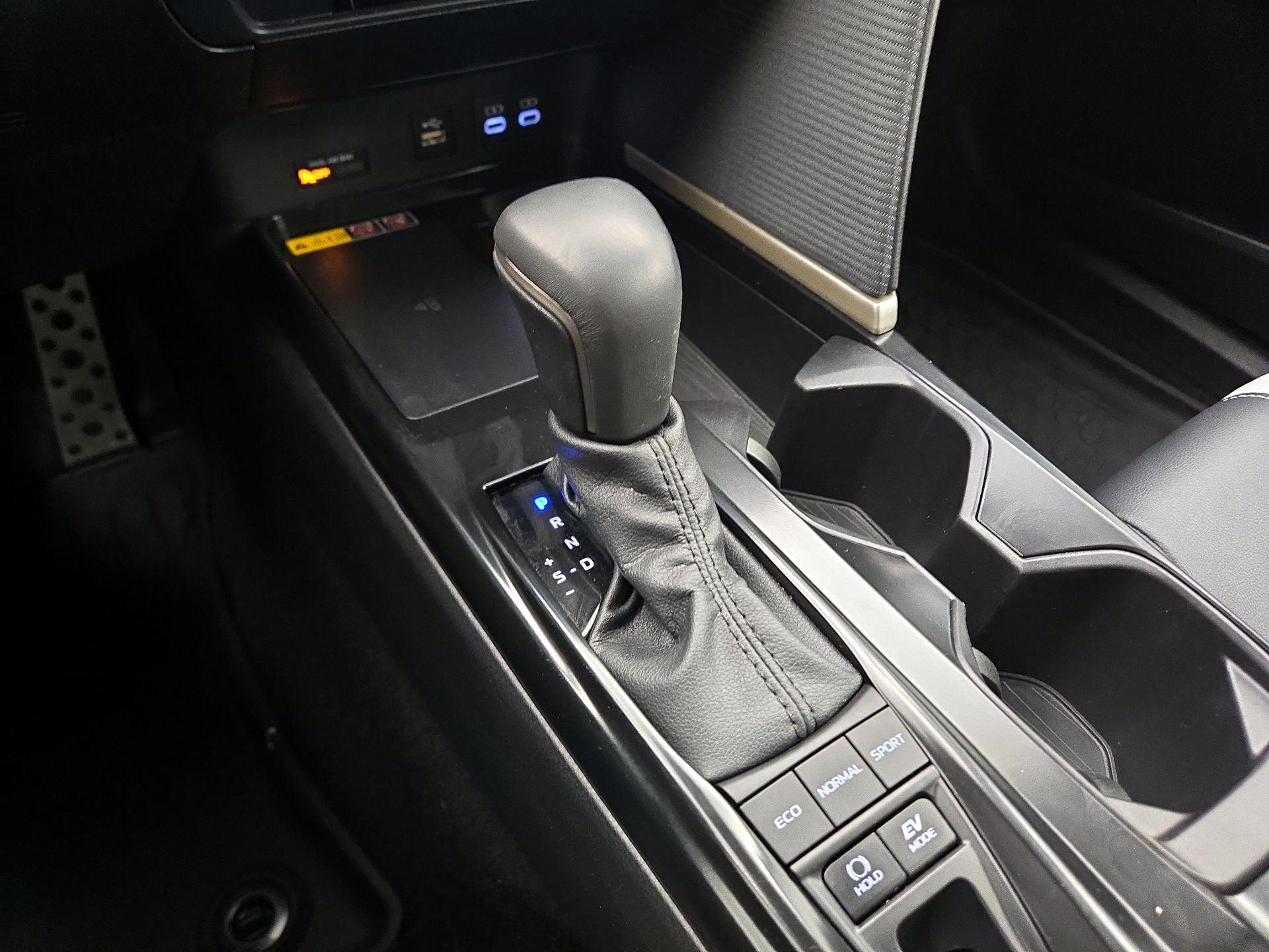 Thumbnail: 2025 Toyota Camry - 17