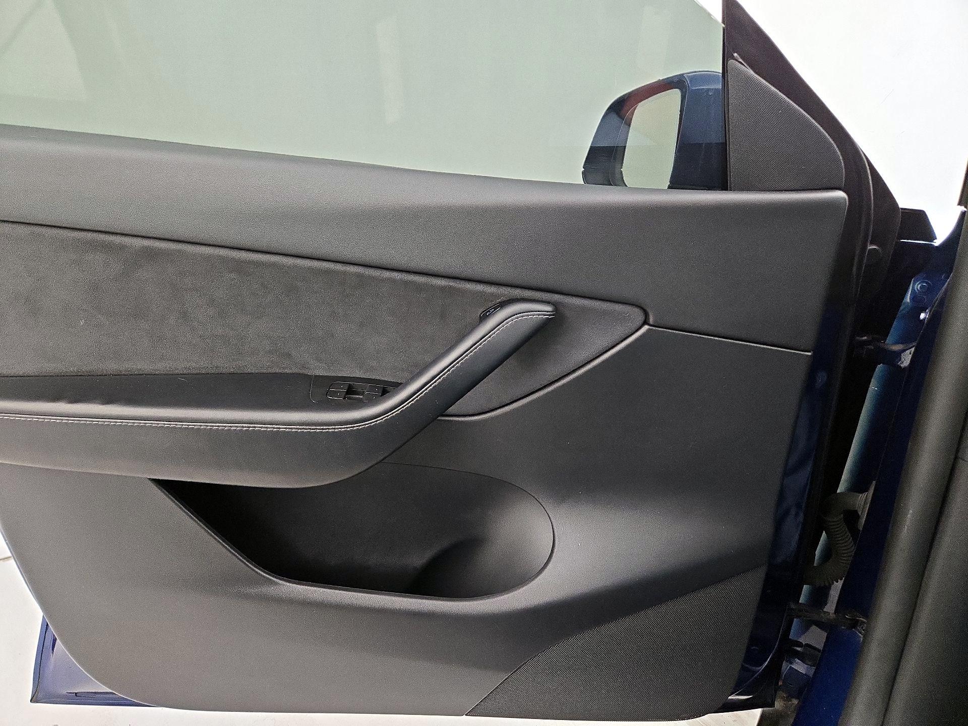 Thumbnail: 2021 Tesla Model Y - 12