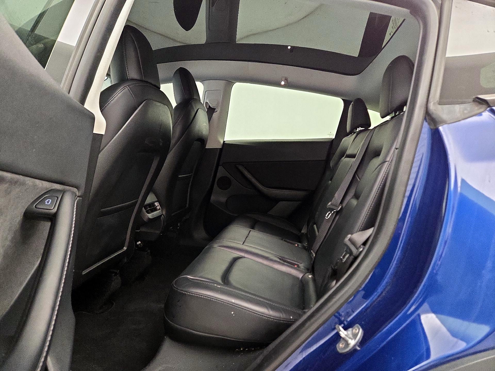 Thumbnail: 2021 Tesla Model Y - 19