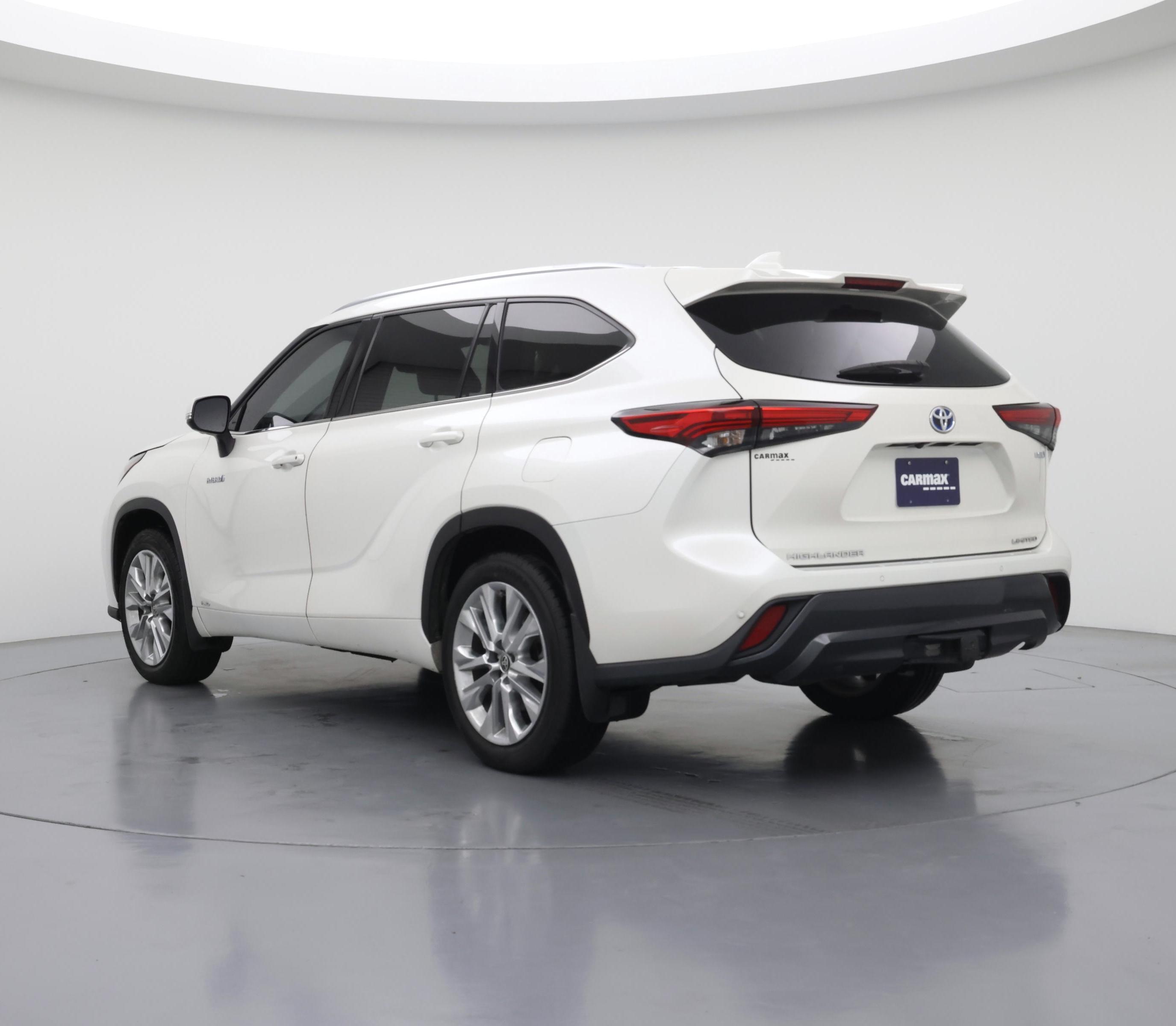 Thumbnail: 2021 Toyota Highlander - 2