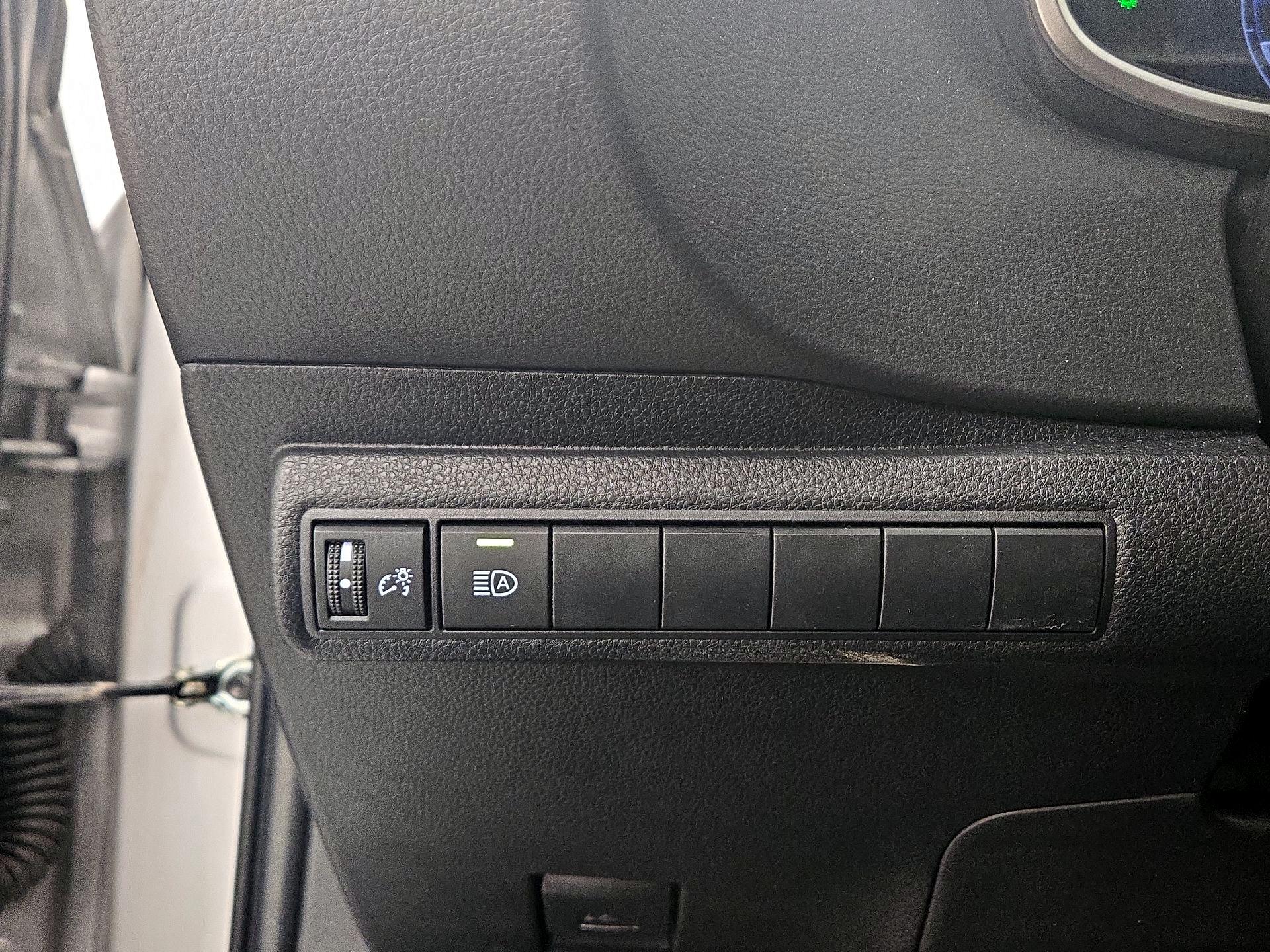 Thumbnail: 2024 Toyota Corolla - 13