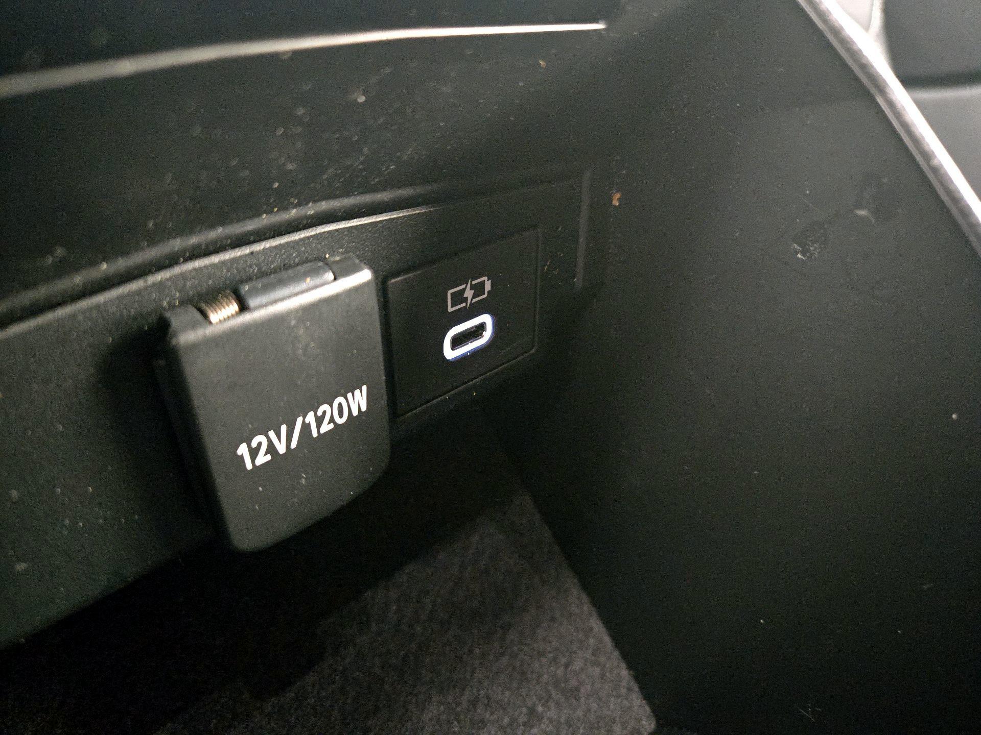 Thumbnail: 2024 Toyota Corolla - 18