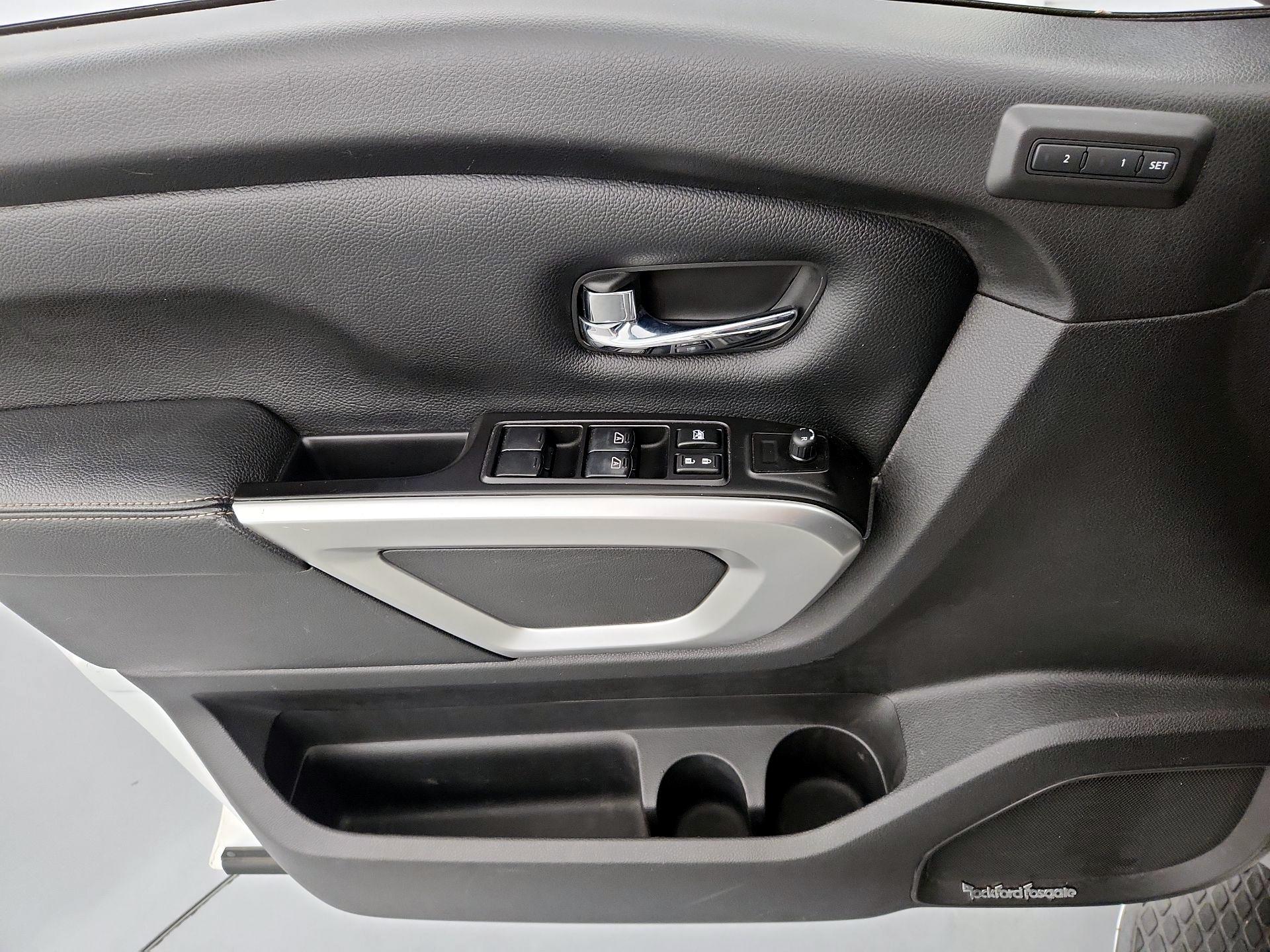 Thumbnail: 2017 Nissan Titan - 12