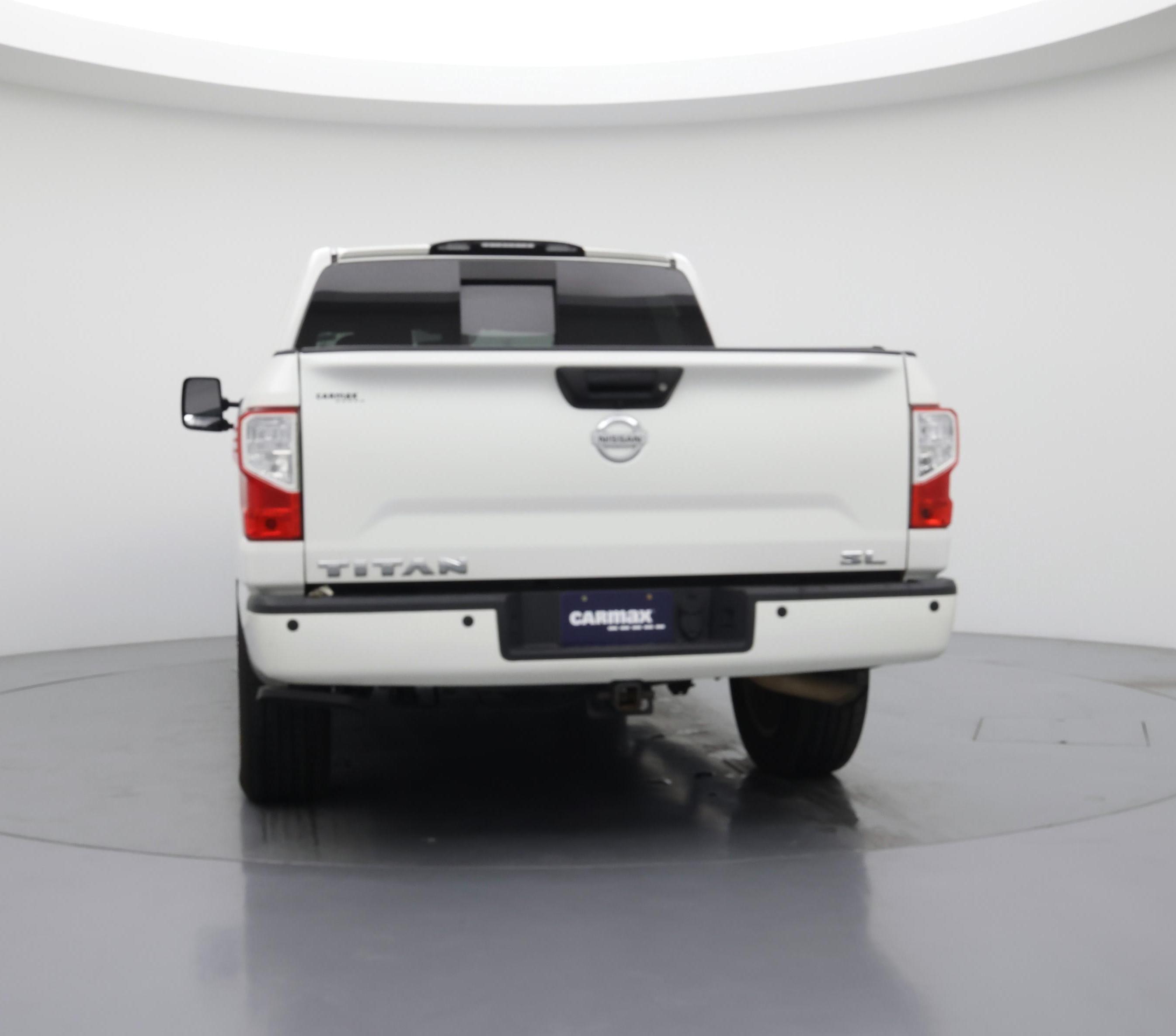 Thumbnail: 2017 Nissan Titan - 6