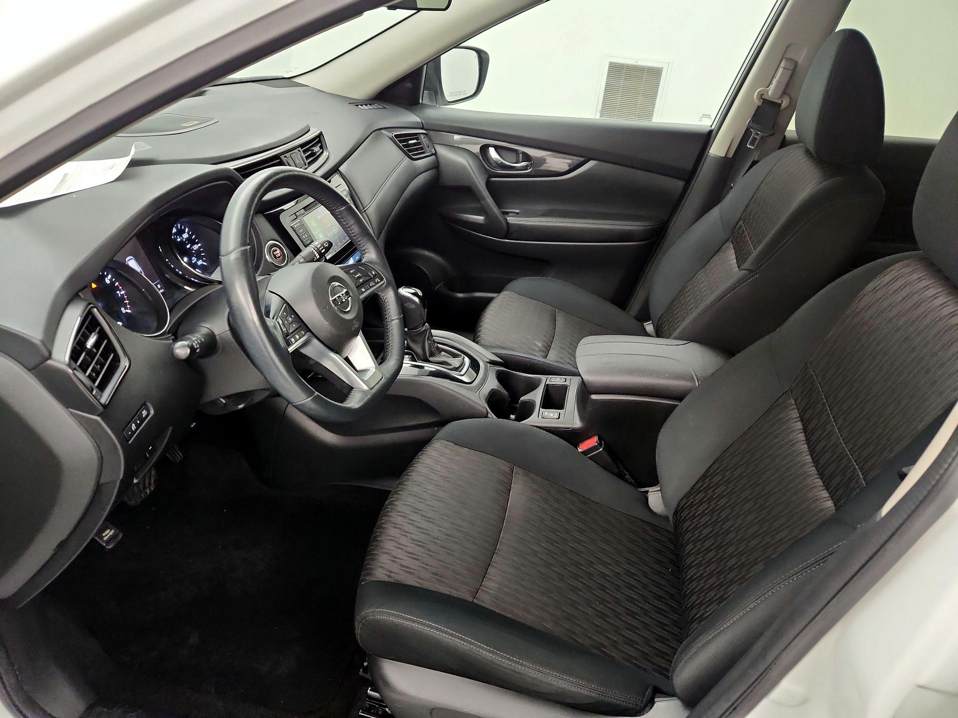 Thumbnail: 2018 Nissan Rogue - 11