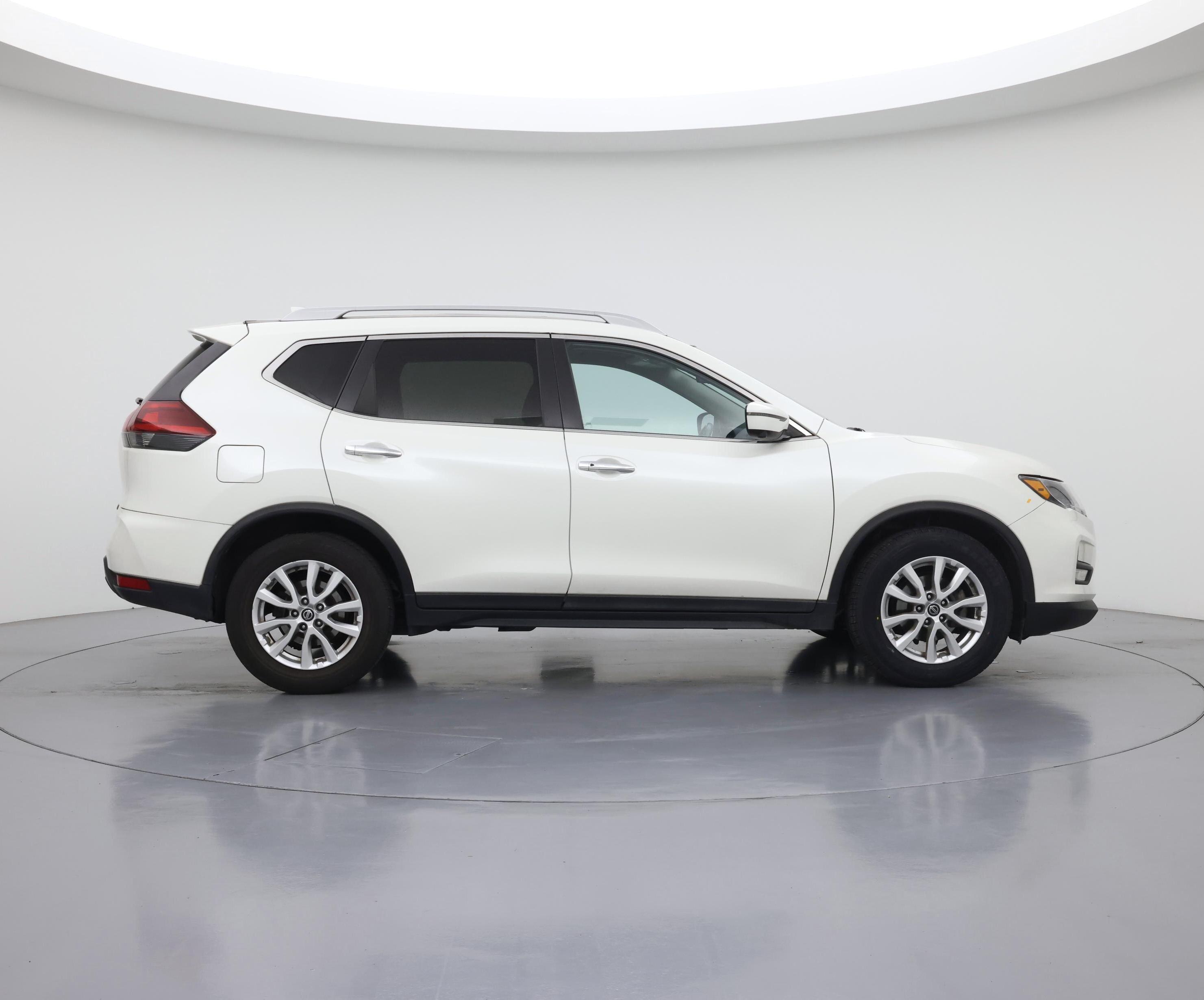 Thumbnail: 2018 Nissan Rogue - 7