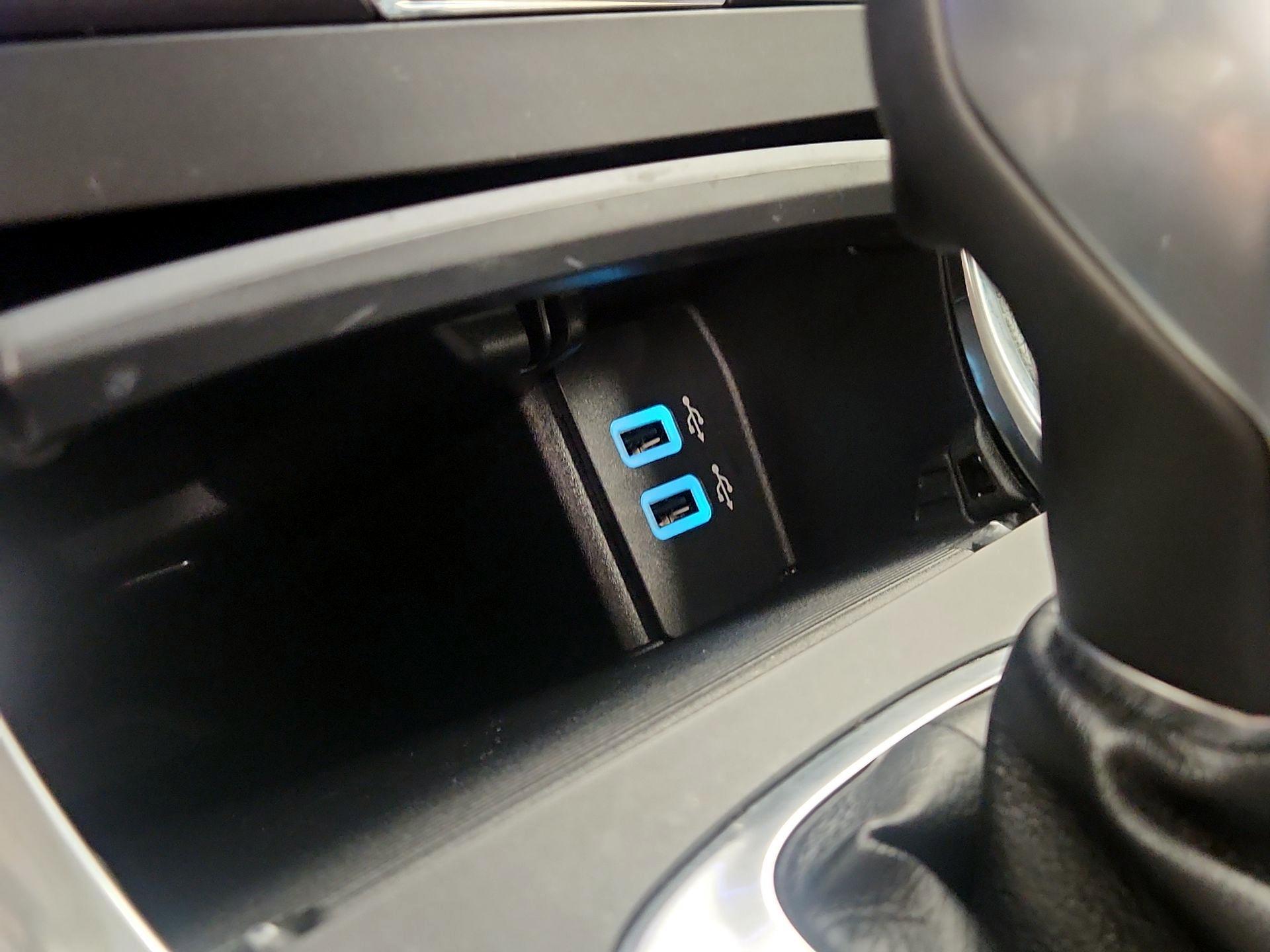 Thumbnail: 2018 Ford Edge - 18