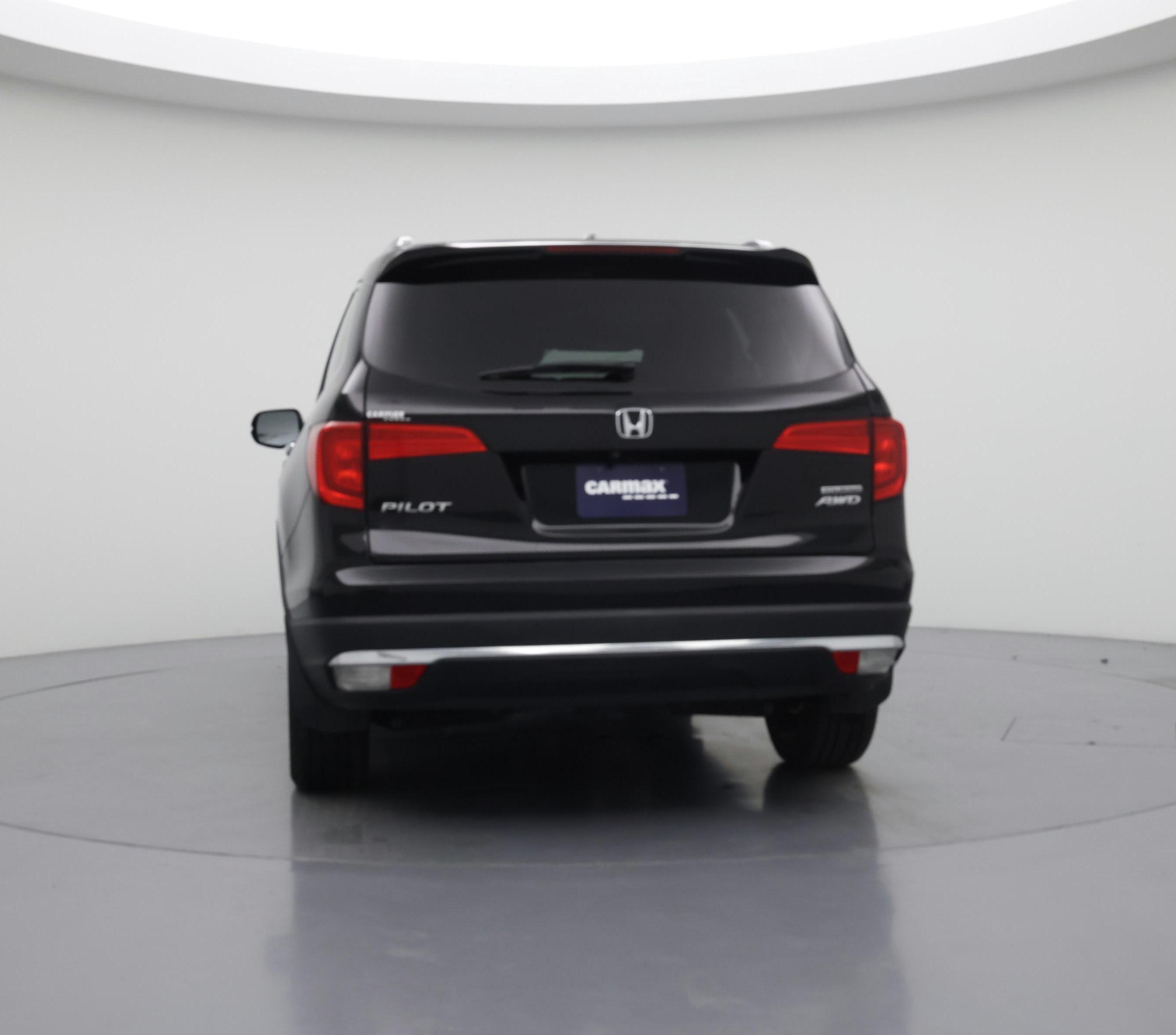 Thumbnail: 2017 Honda Pilot - 6