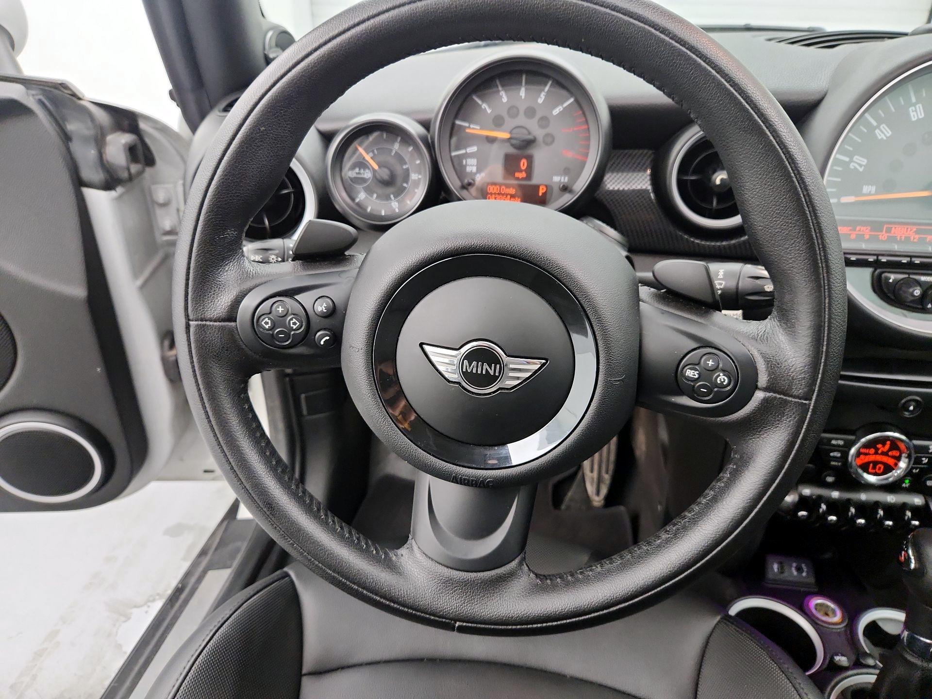Thumbnail: 2015 MINI Cooper - 10
