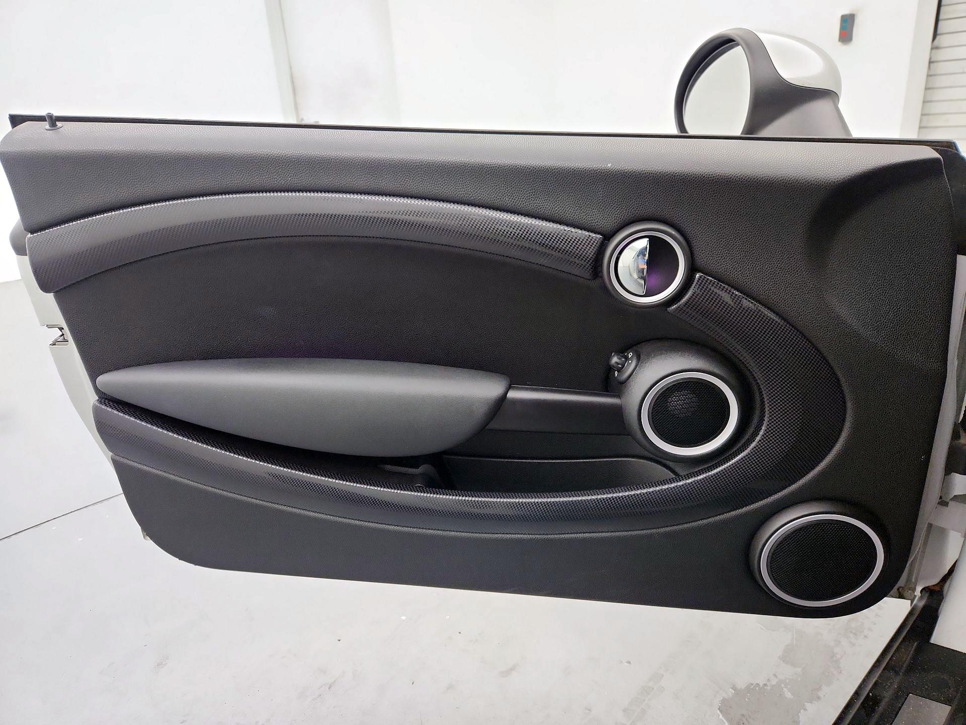 Thumbnail: 2015 MINI Cooper - 12