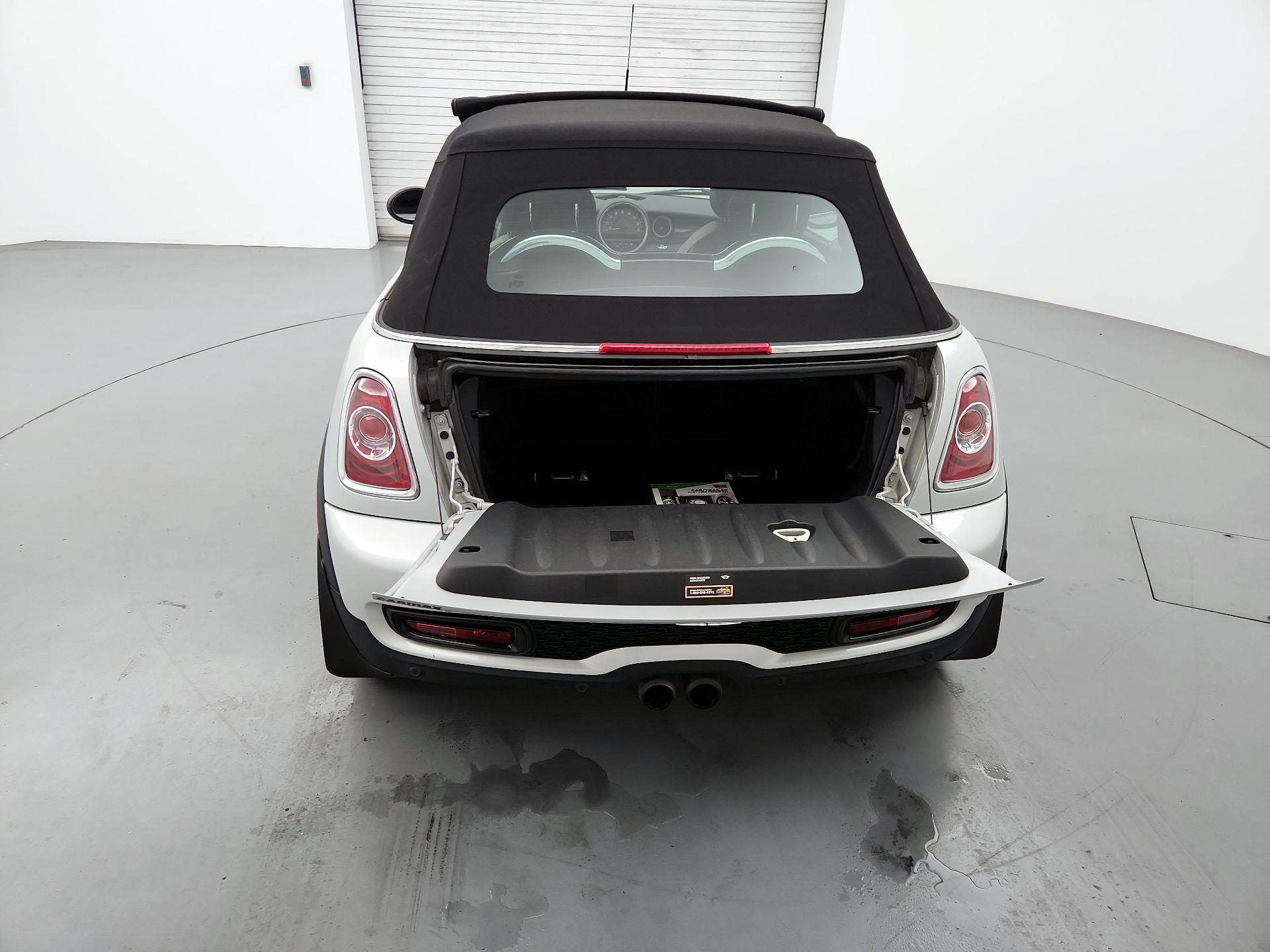 Thumbnail: 2015 MINI Cooper - 19