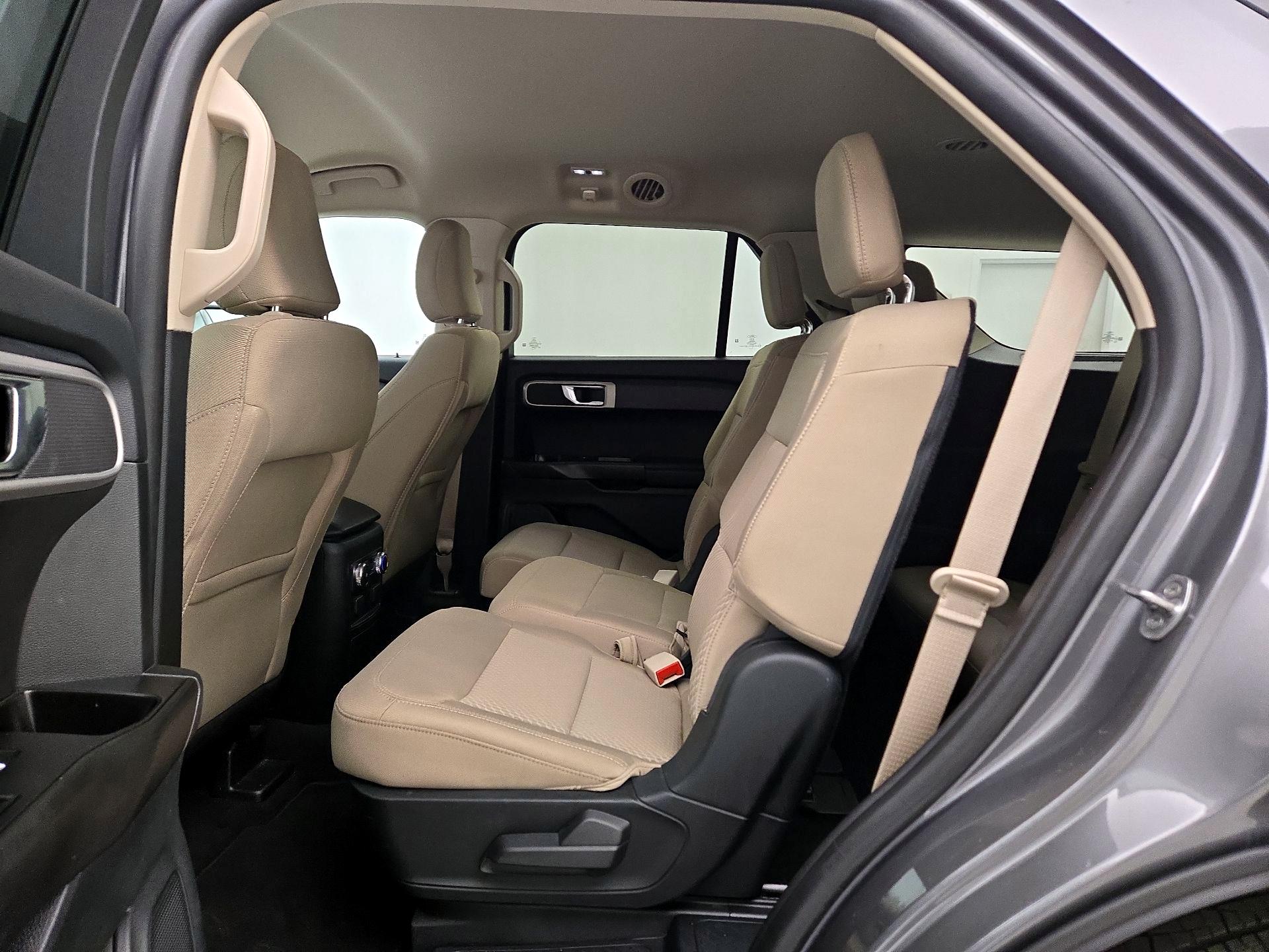 Thumbnail: 2021 Ford Explorer - 19