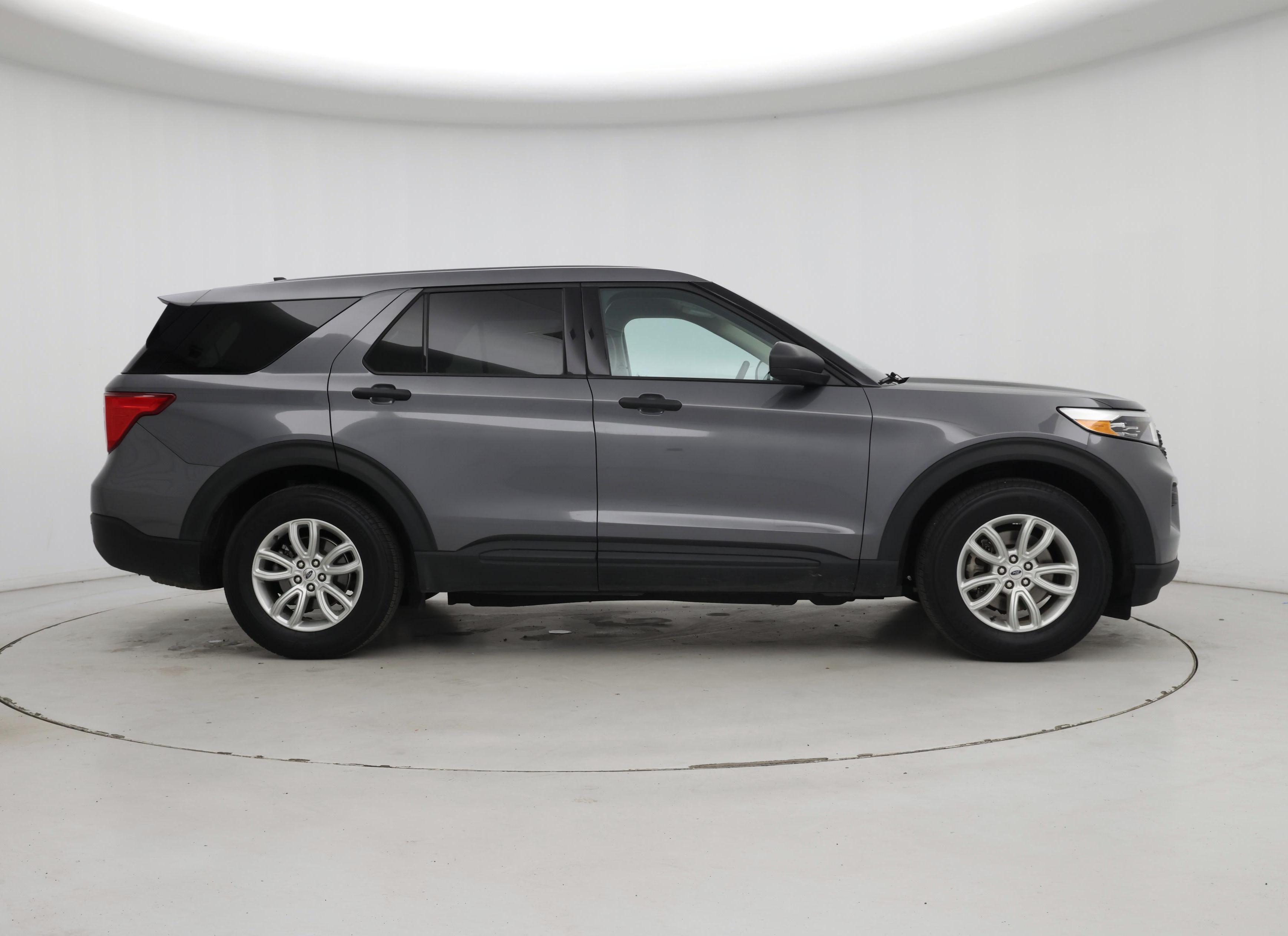 Thumbnail: 2021 Ford Explorer - 7