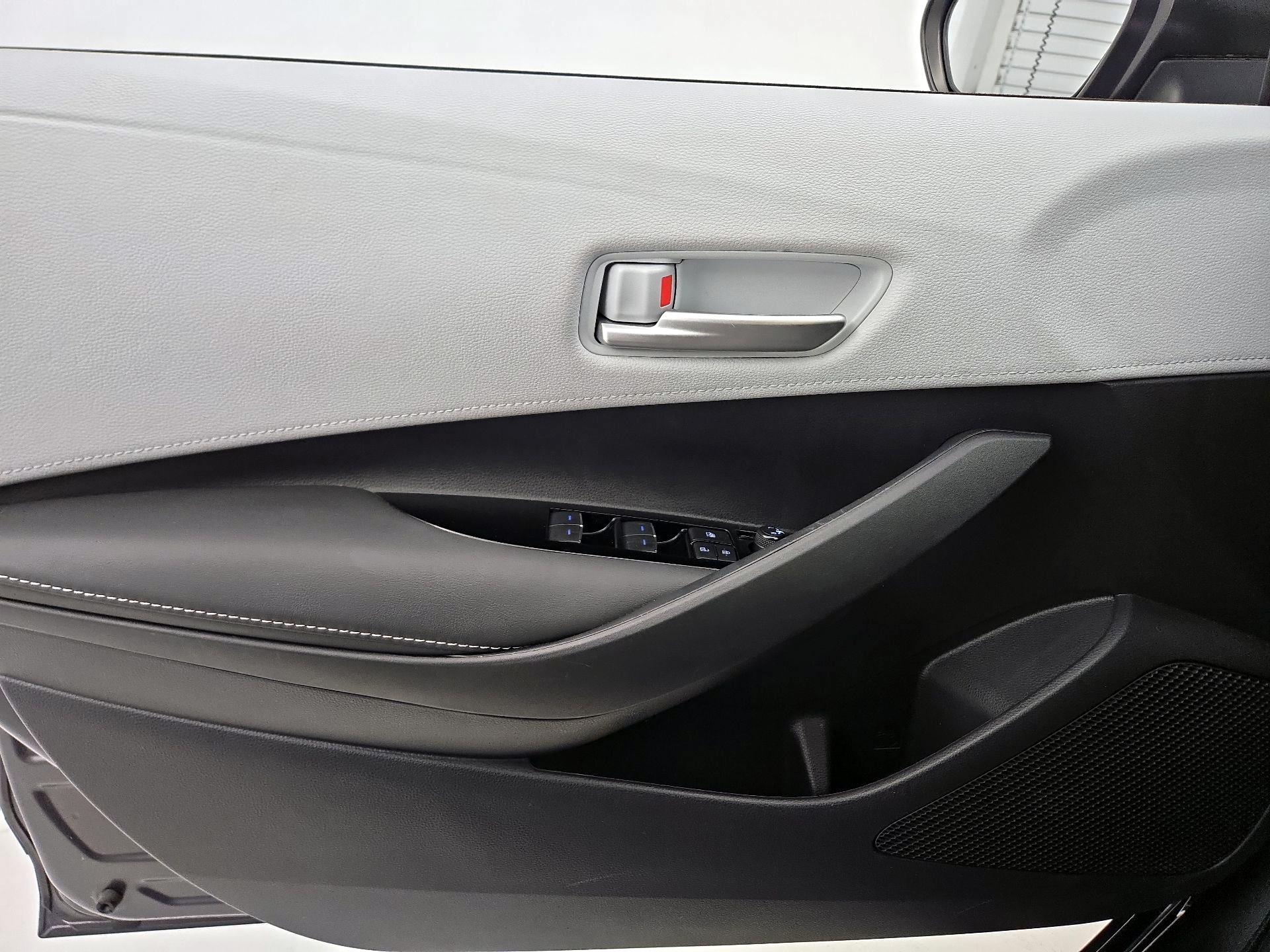 Thumbnail: 2022 Toyota Corolla - 12