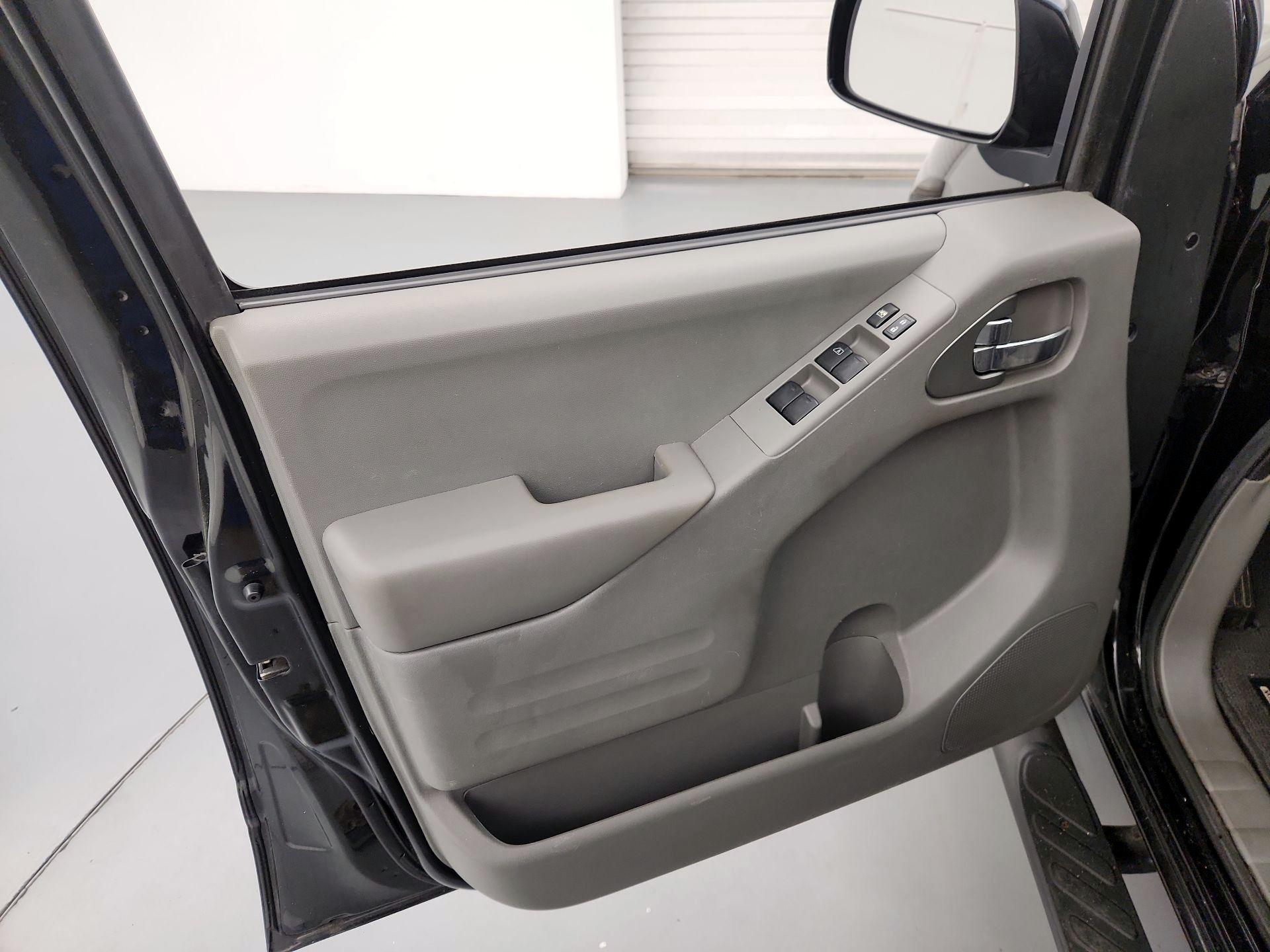 Thumbnail: 2021 Nissan Frontier - 12