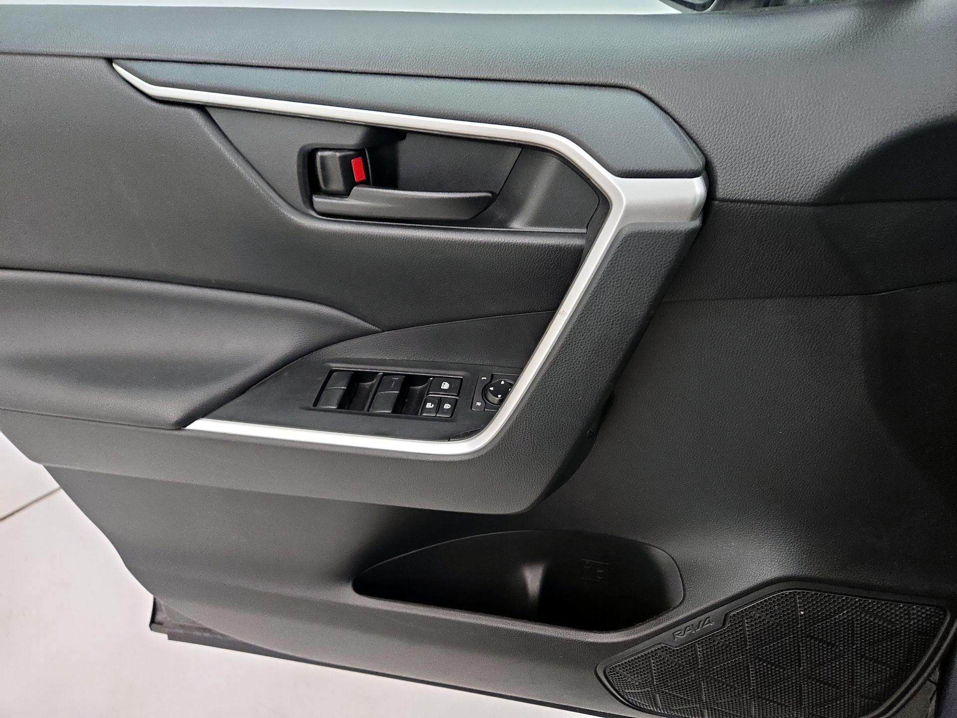 Thumbnail: 2023 Toyota RAV4 - 12