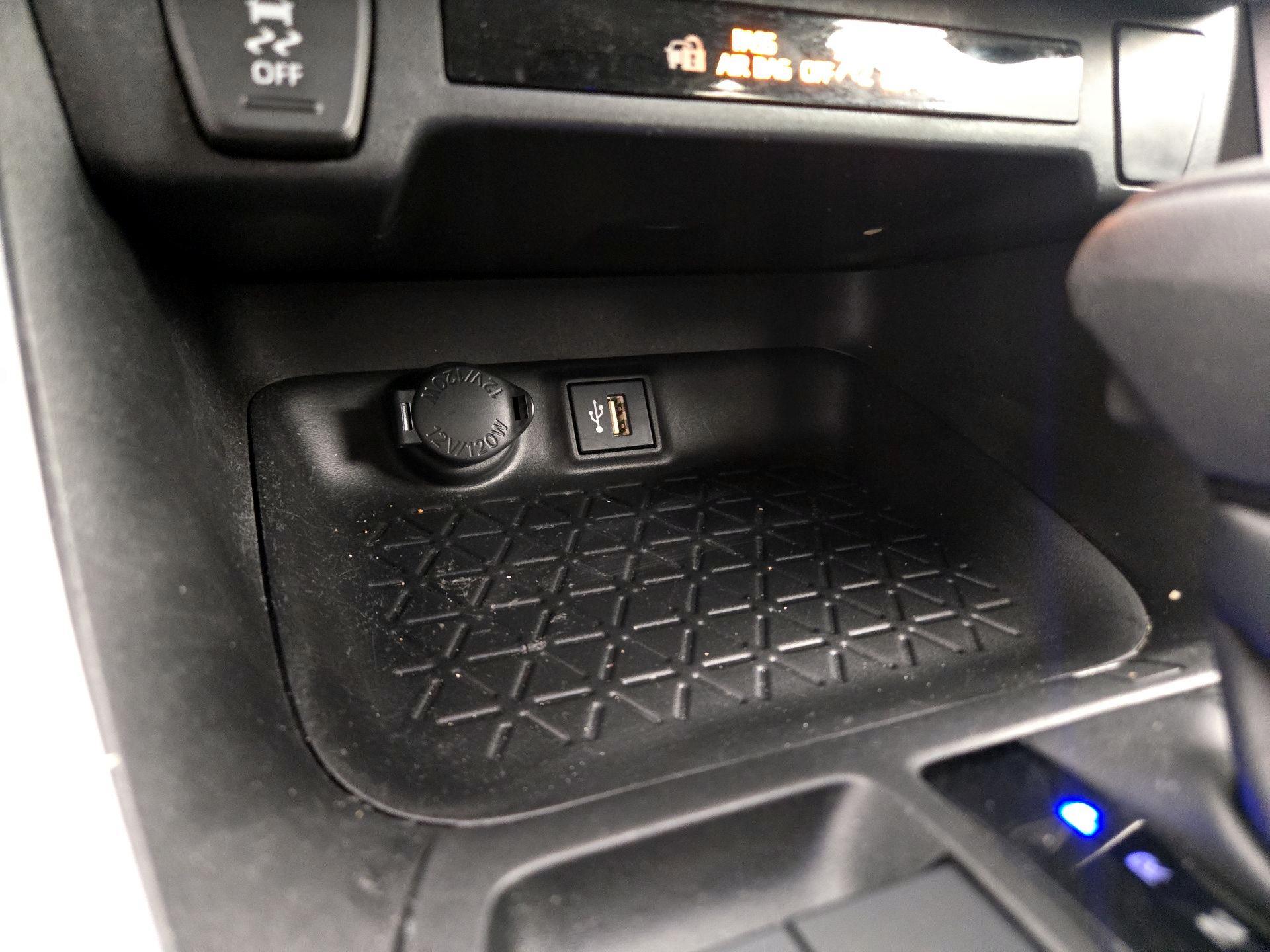 Thumbnail: 2023 Toyota RAV4 - 18