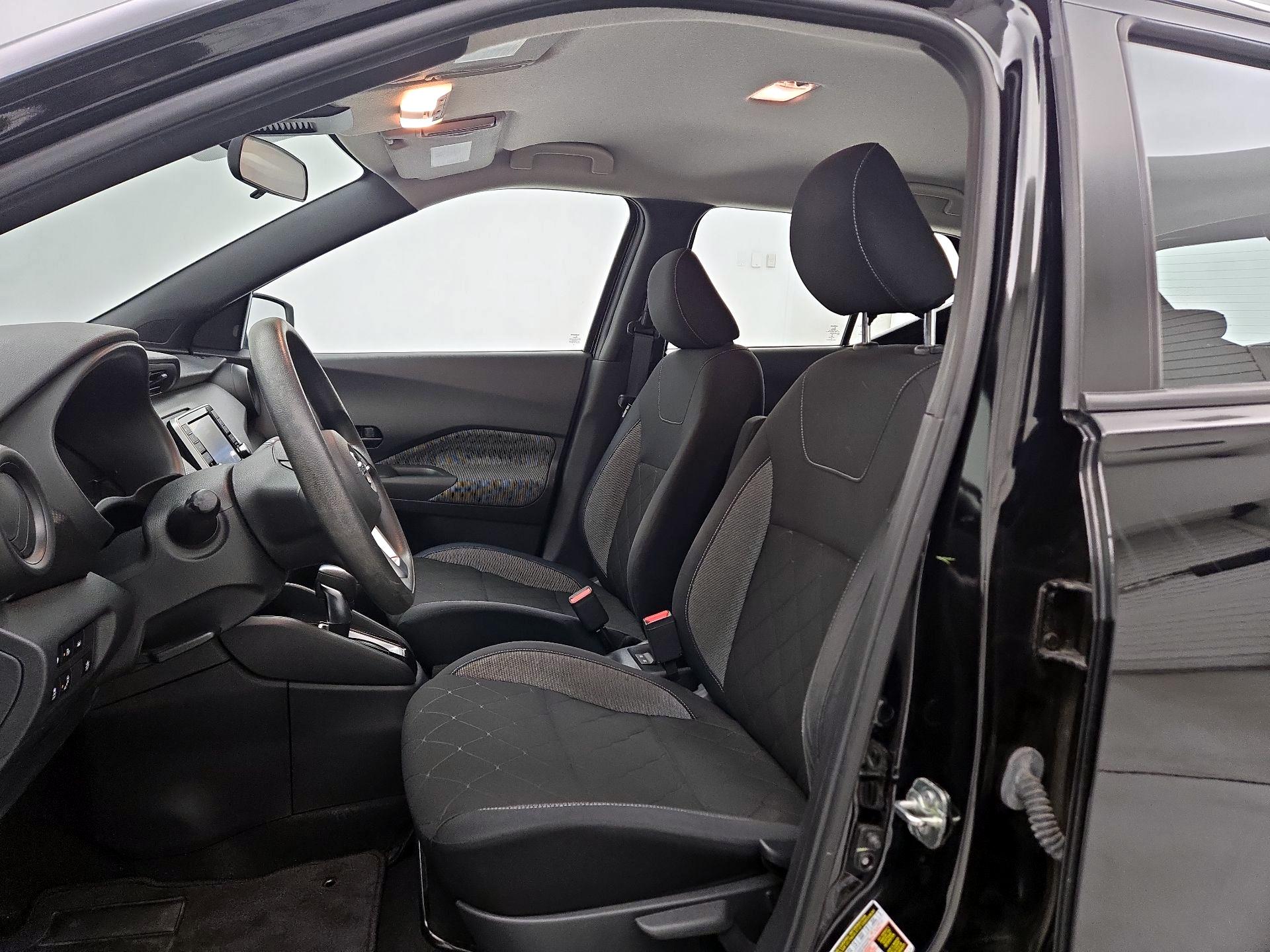 Thumbnail: 2020 Nissan Kicks - 11