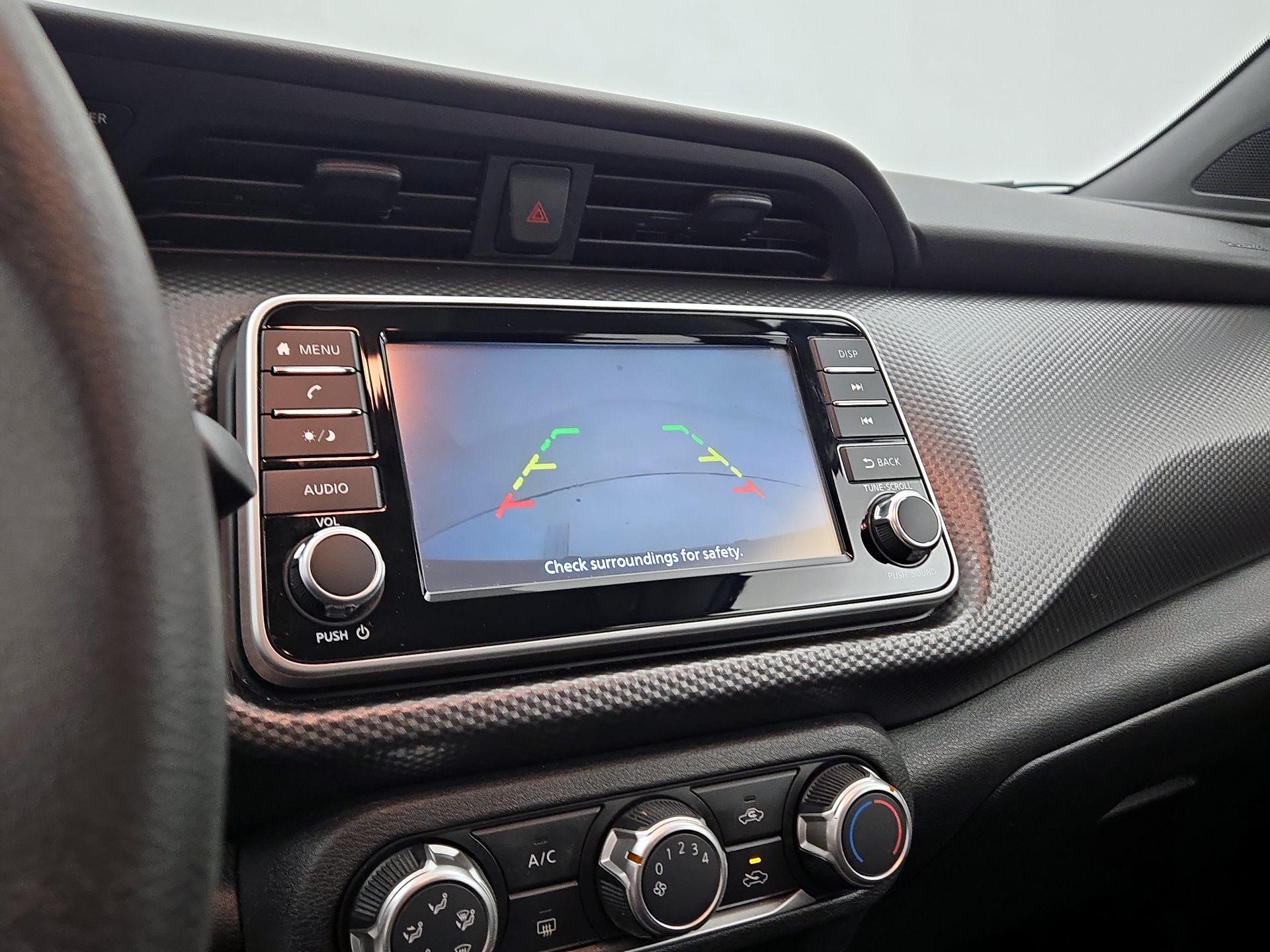 Thumbnail: 2020 Nissan Kicks - 14