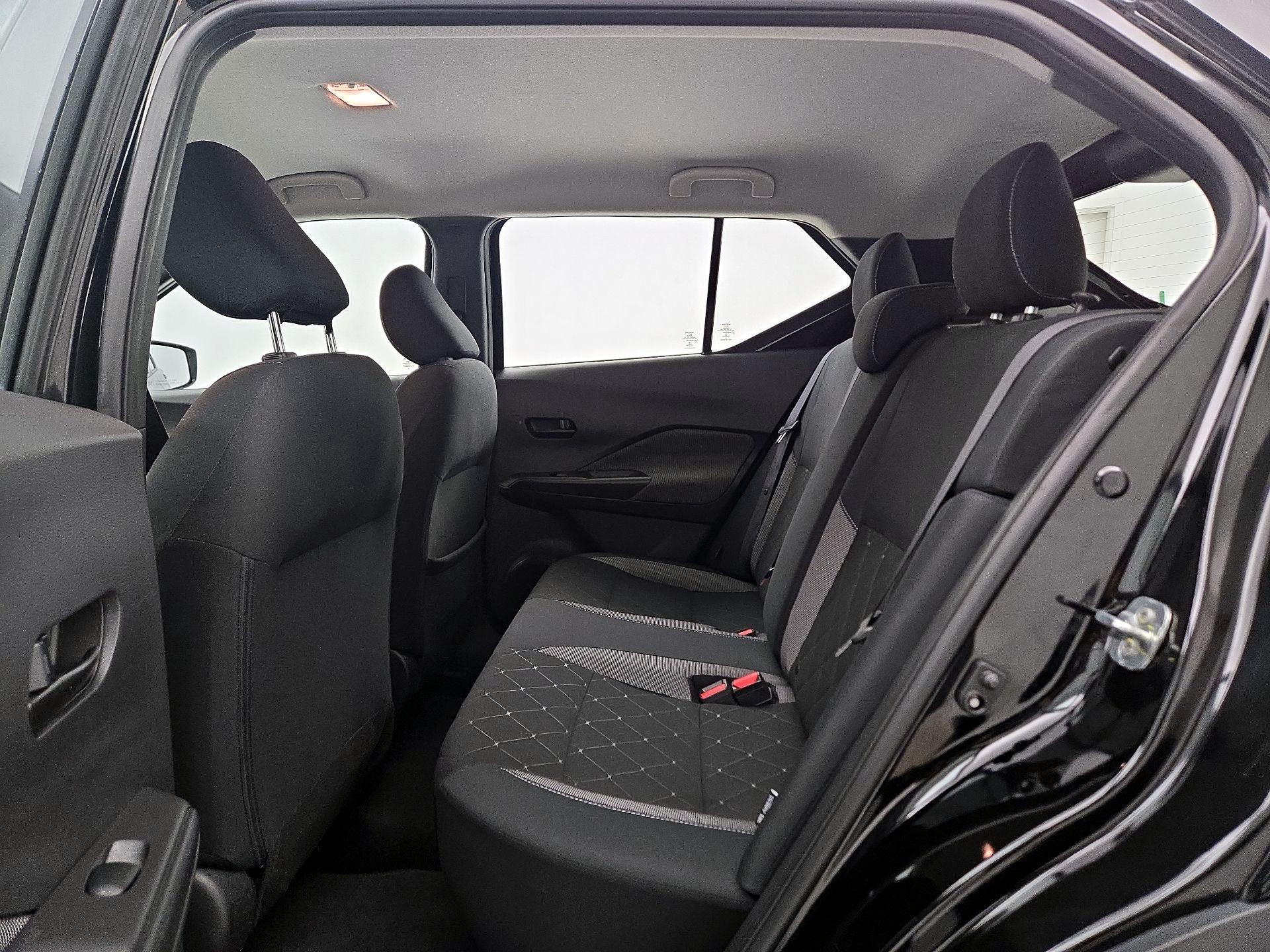 Thumbnail: 2020 Nissan Kicks - 19