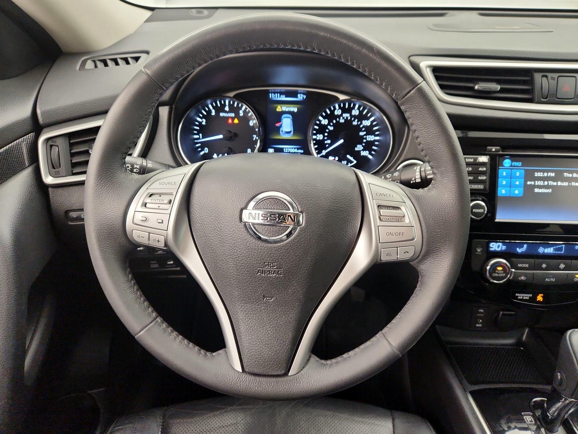 Thumbnail: 2015 Nissan Rogue - 10