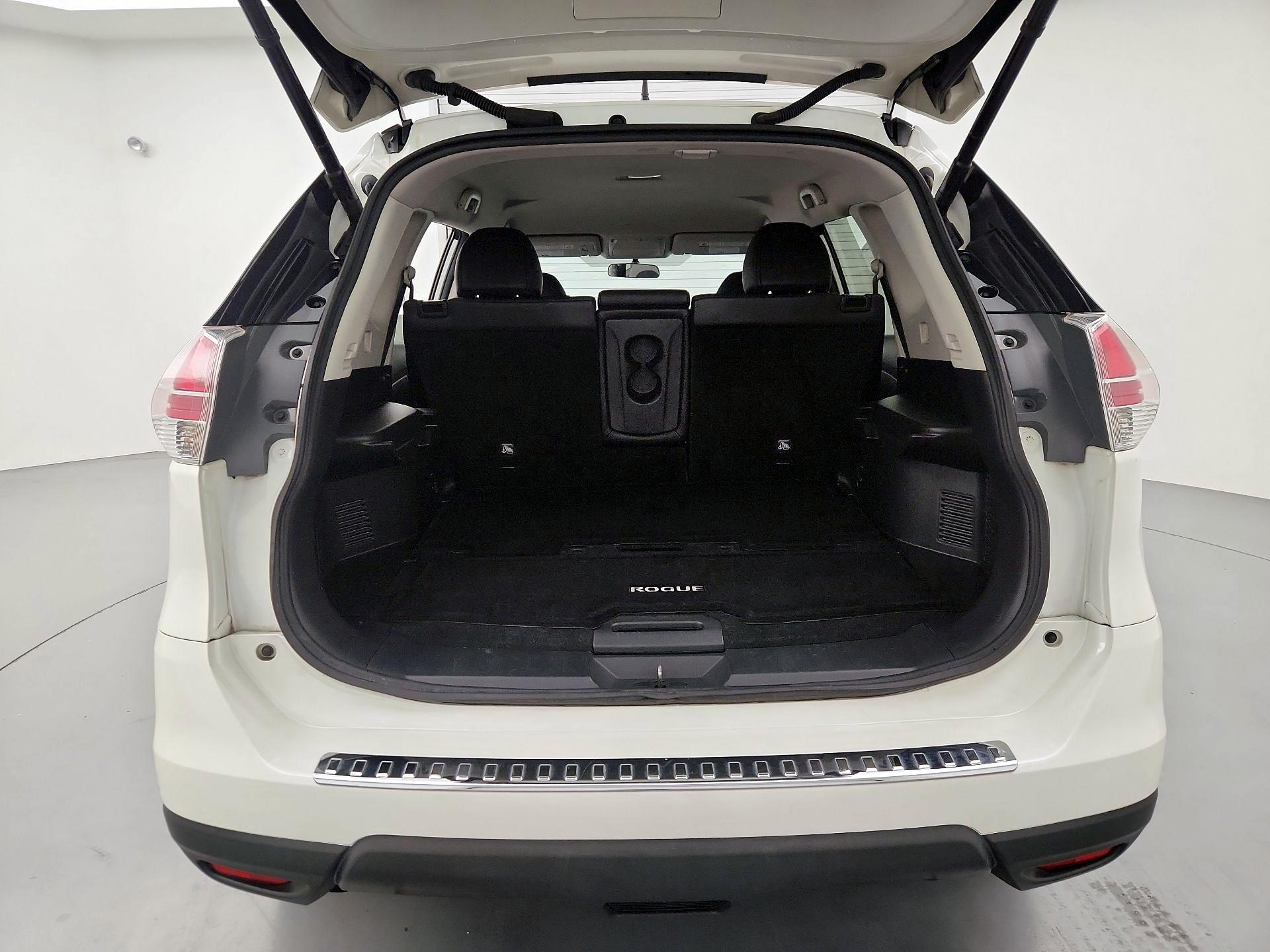 Thumbnail: 2015 Nissan Rogue - 20