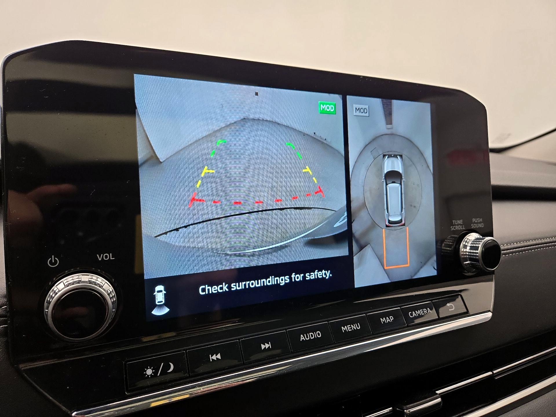 Thumbnail: 2024 Mitsubishi Outlander - 15