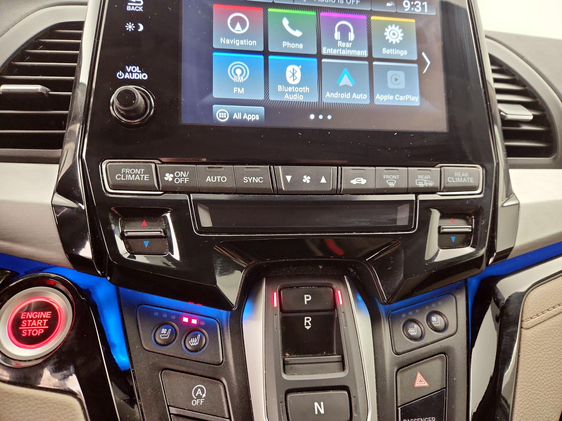 Thumbnail: 2018 Honda Odyssey - 17